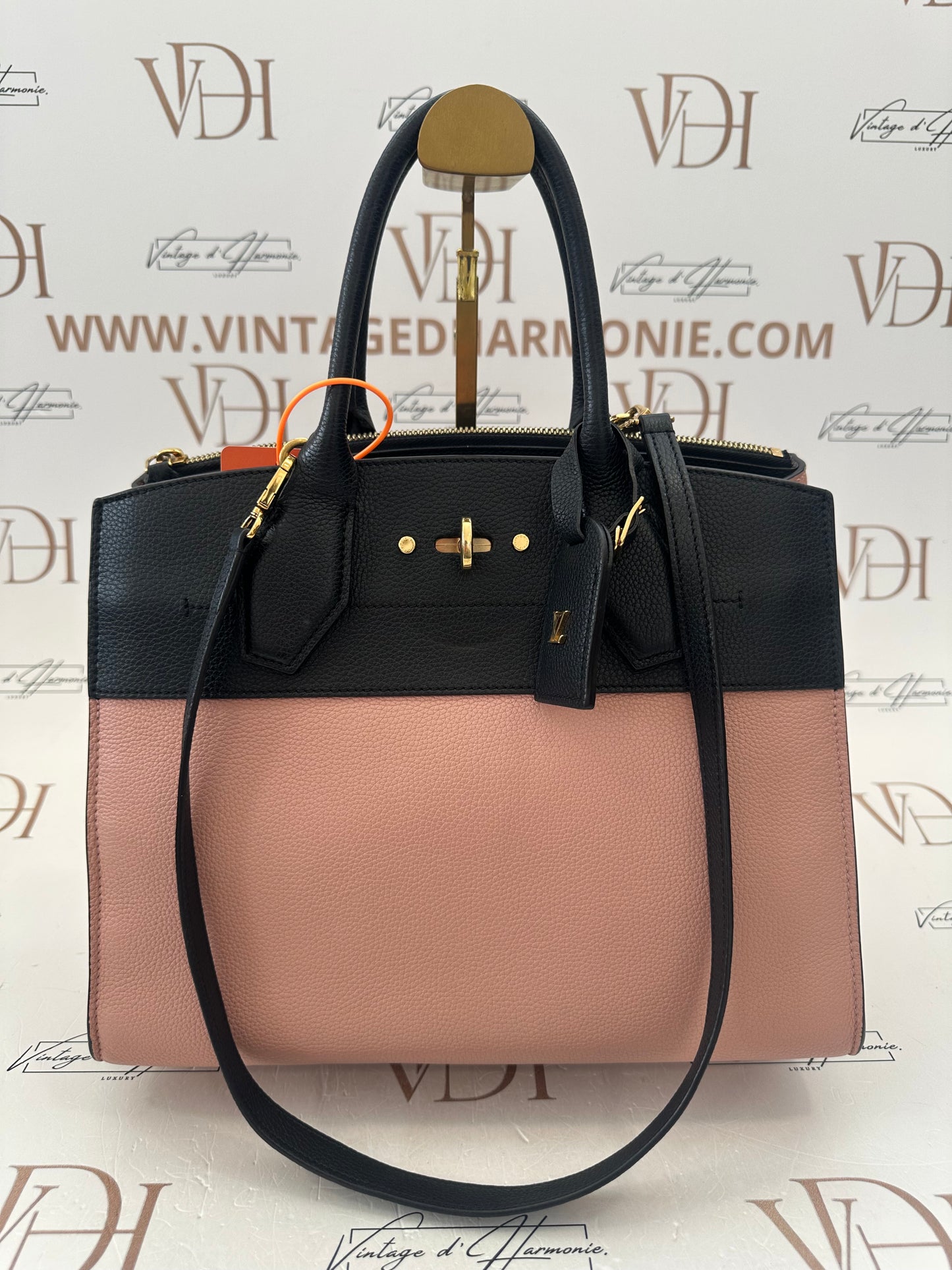 382756 - Louis Vuitton City Steamer