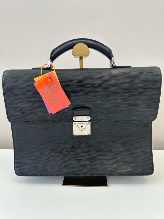 Louis Vuitton Serviette Black Epi