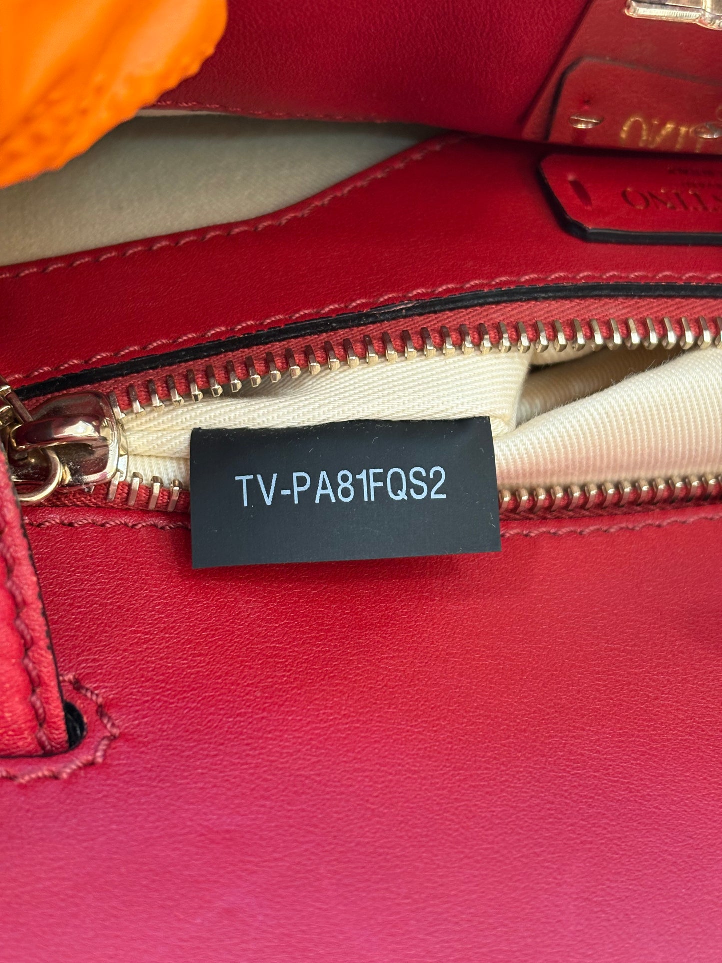 383658 - Valentino Bag