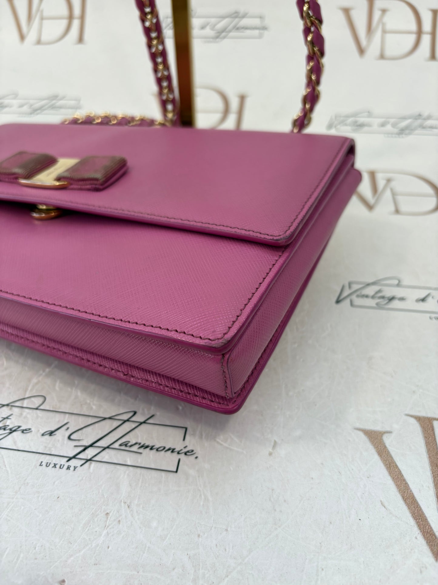384182 - Salvatore Ferragamo Vara