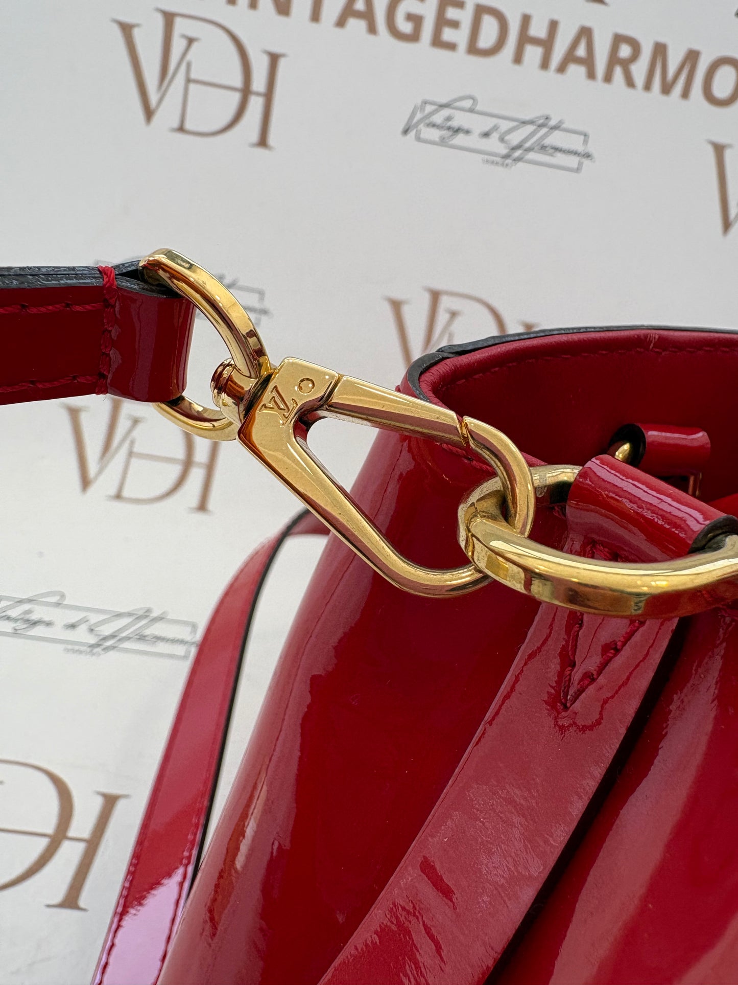 383401 - Louis Vuitton Montaigne