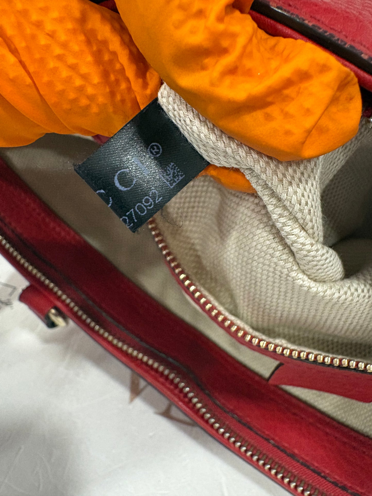 383087 - Gucci Soho