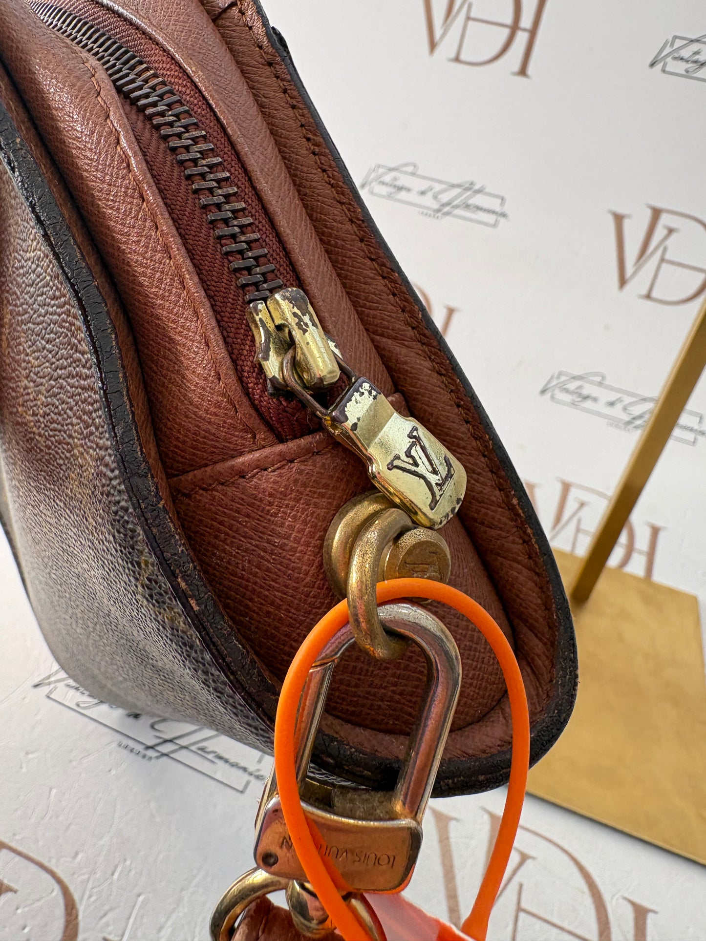 016926 - Louis Vuitton Orsay
