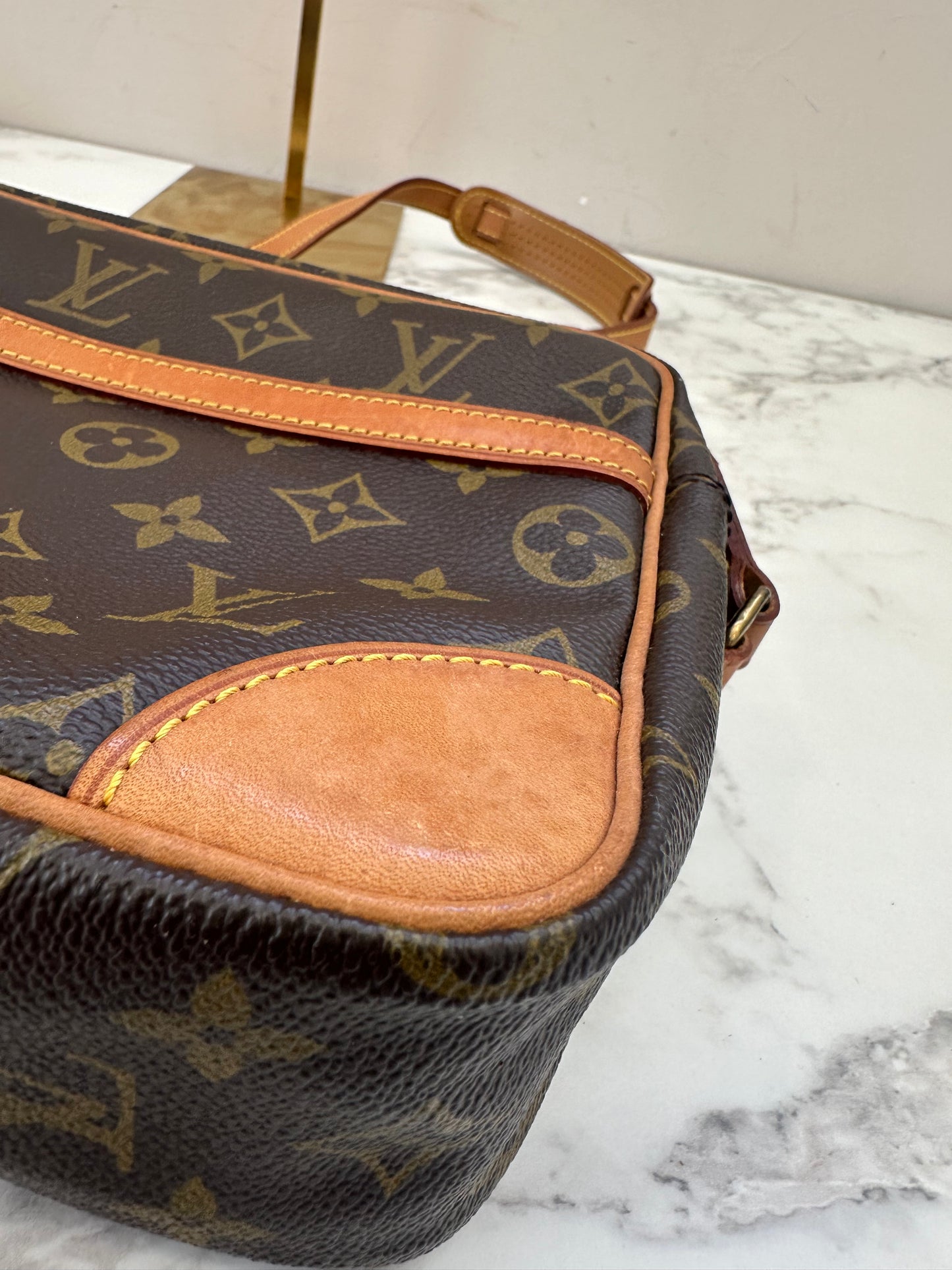 Louis Vuitton Trocadero 27