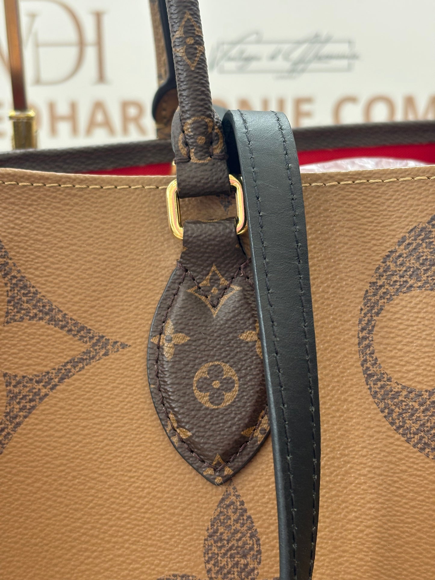 384259 - LV onthego