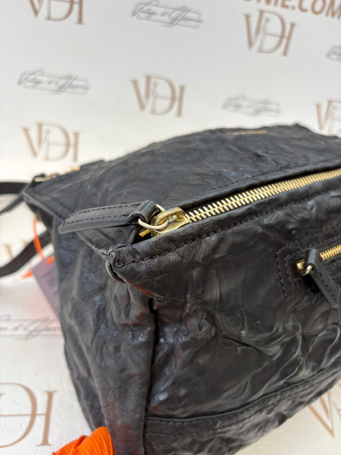 201073 - Givenchy Black