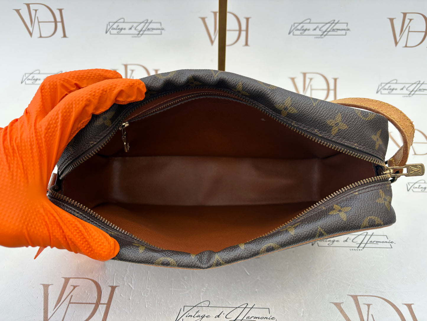 017902 - Louis Vuitton Trocadero 30