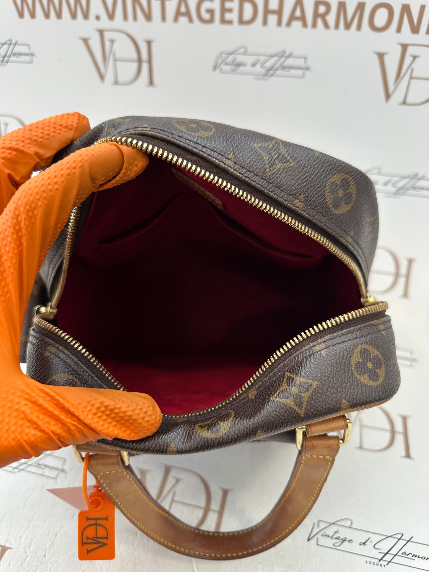 016928 - Louis Vuitton Excentricite
