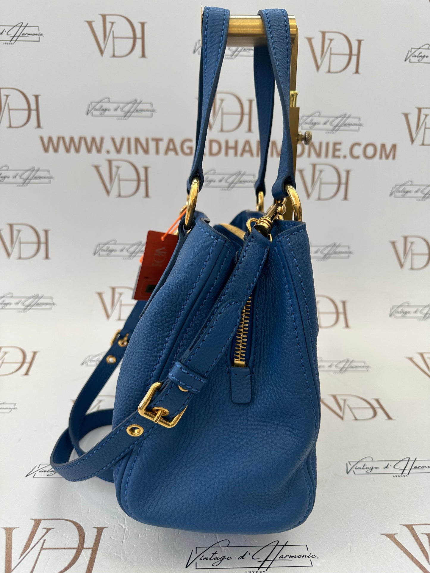 382669 - Miu Miu