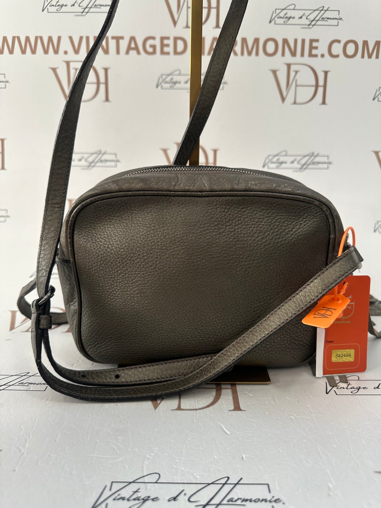382466 - Gucci Soho