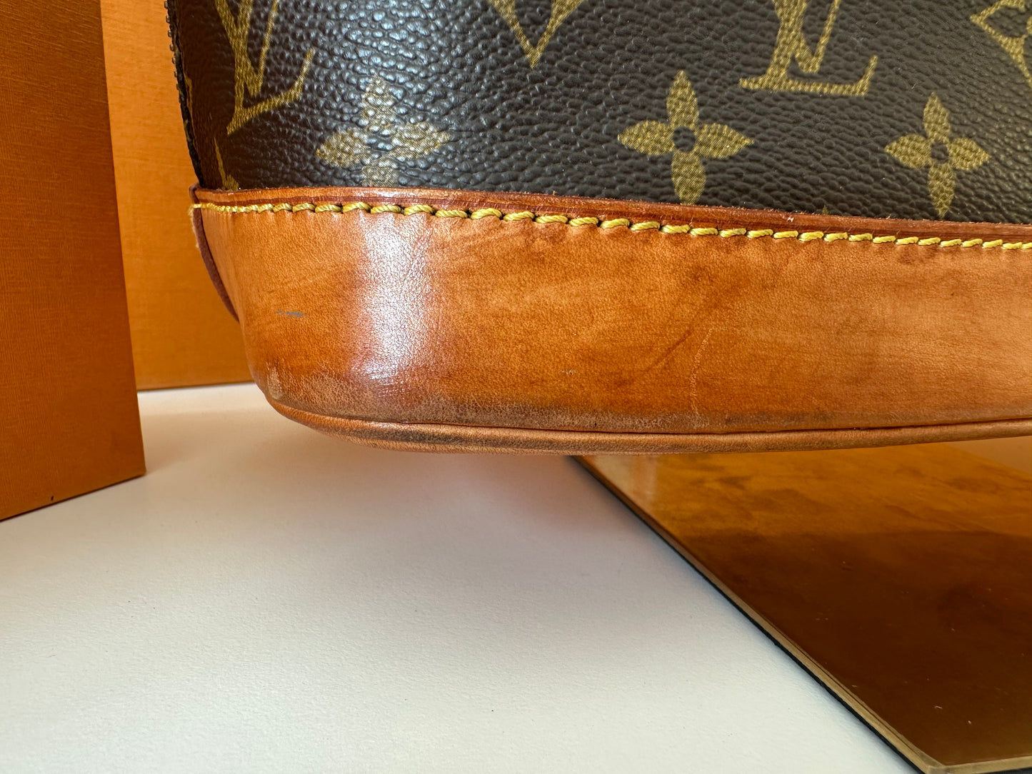 Louis Vuitton Alma