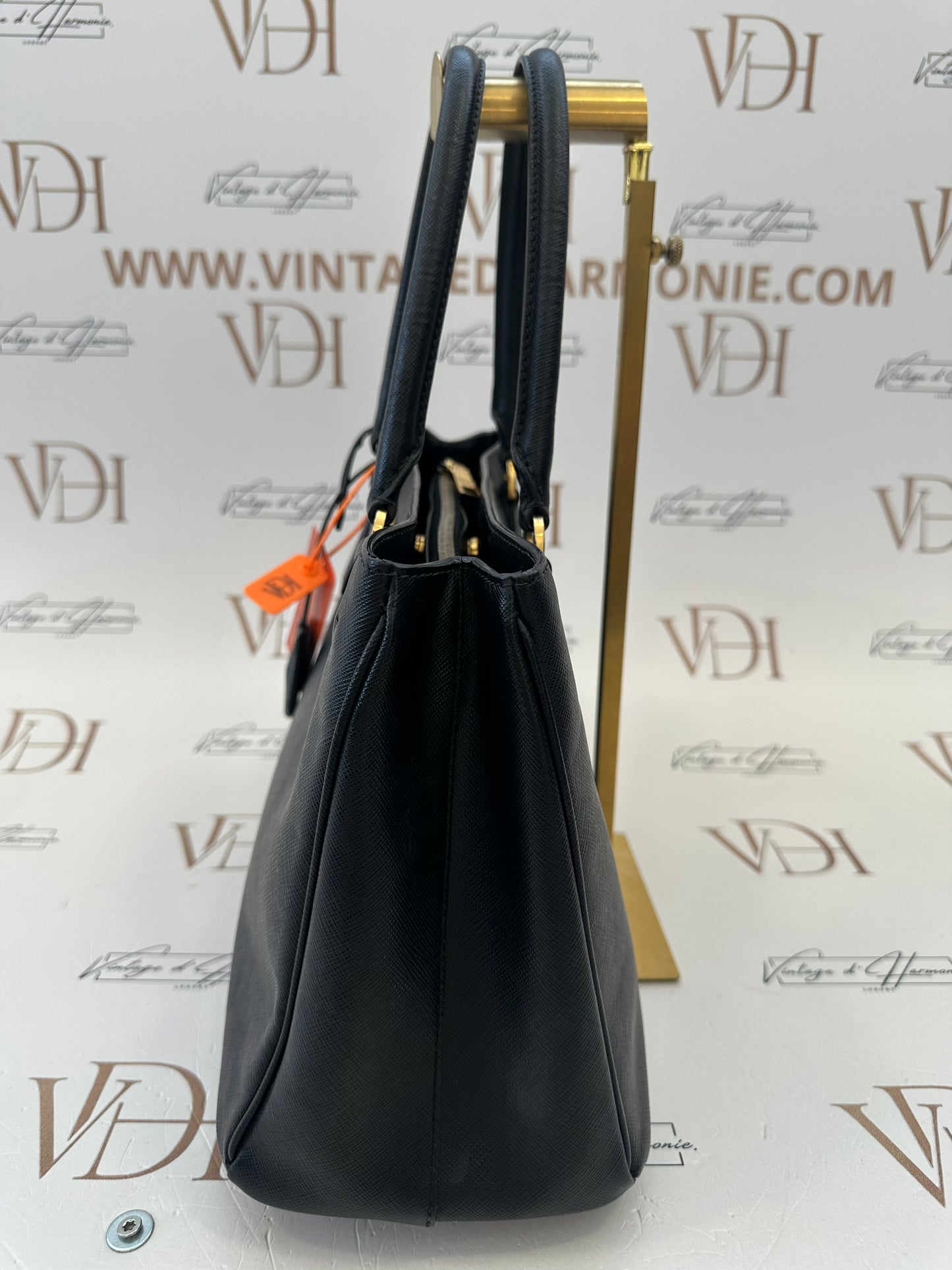 382512 - Prada Galleria Black