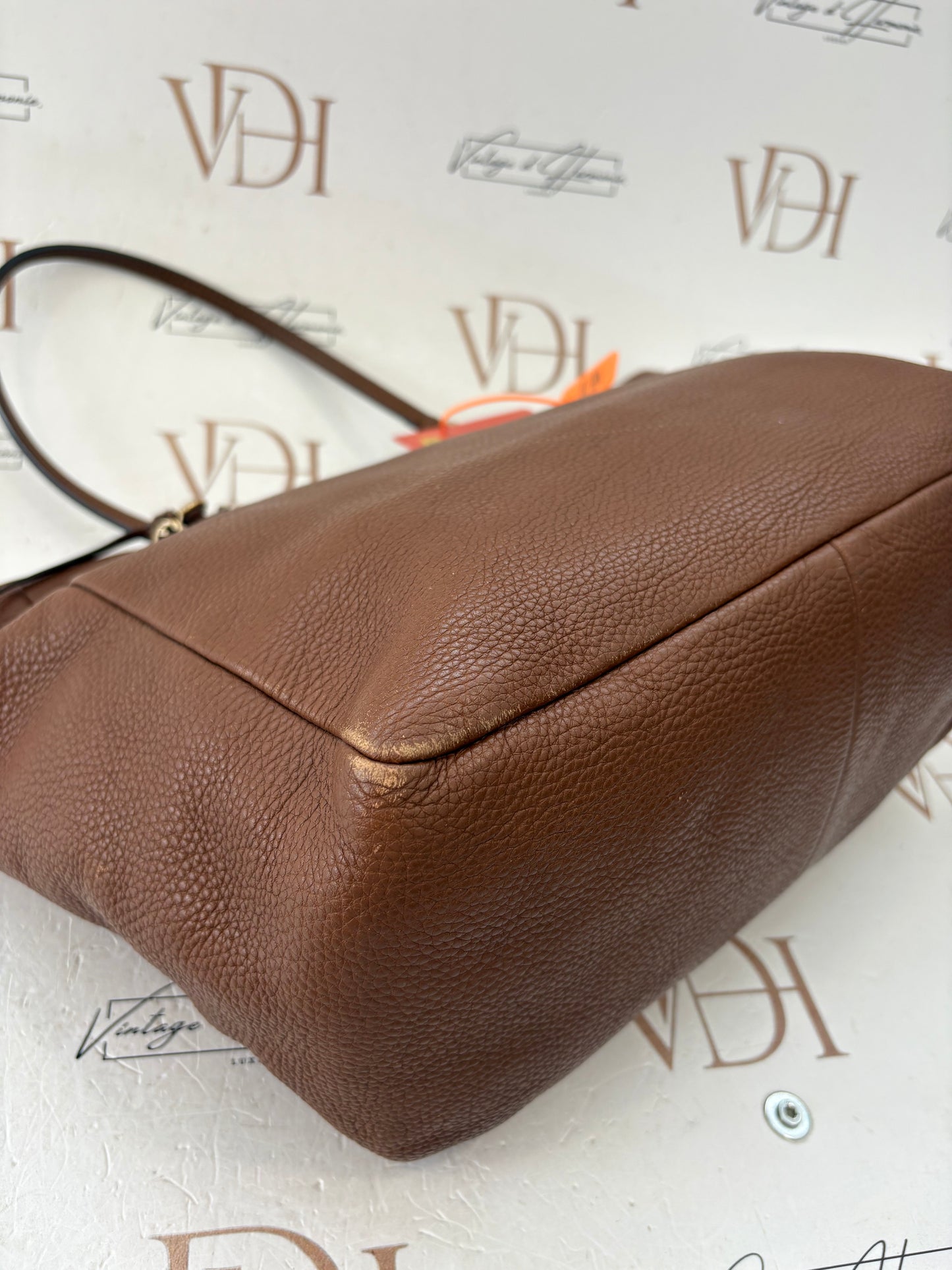 201591 - Gucci Brown
