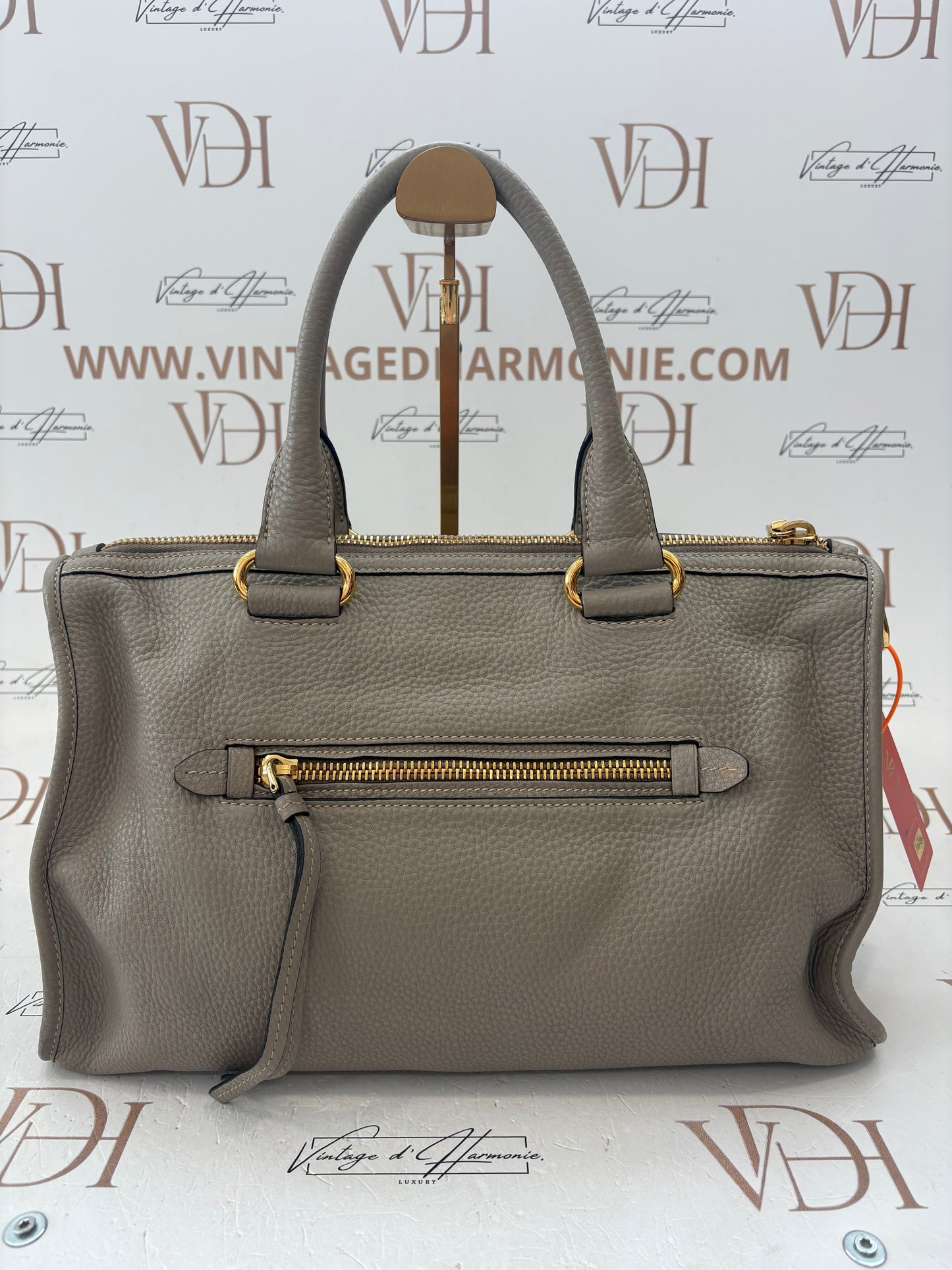 200750 - Prada