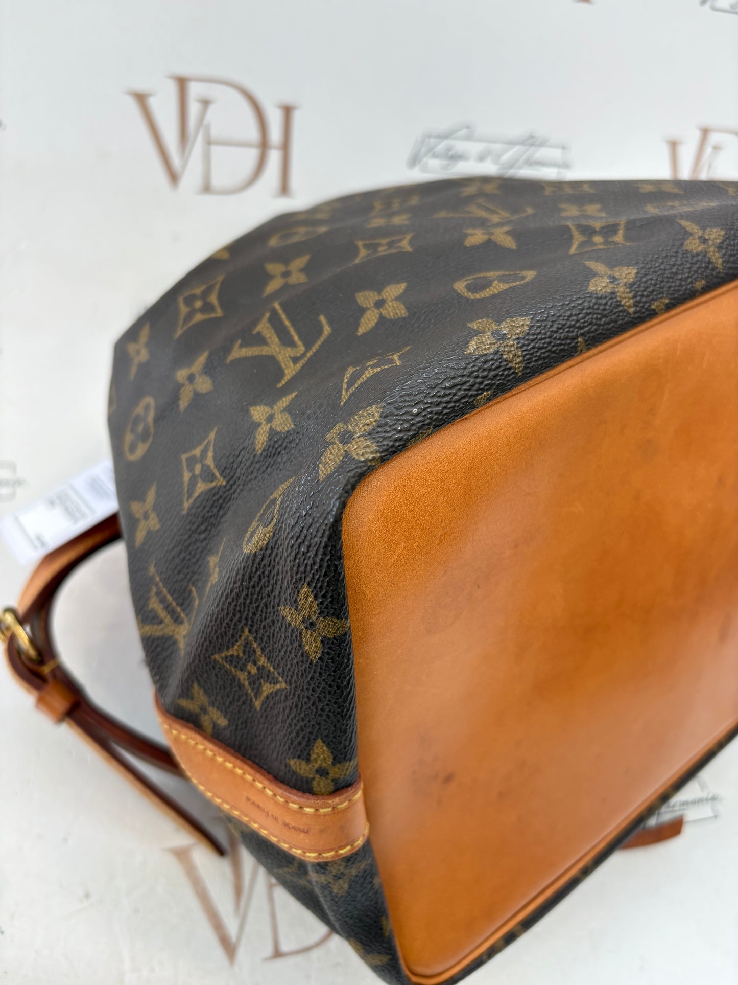 018246 - Louis Vuitton Petite Noé