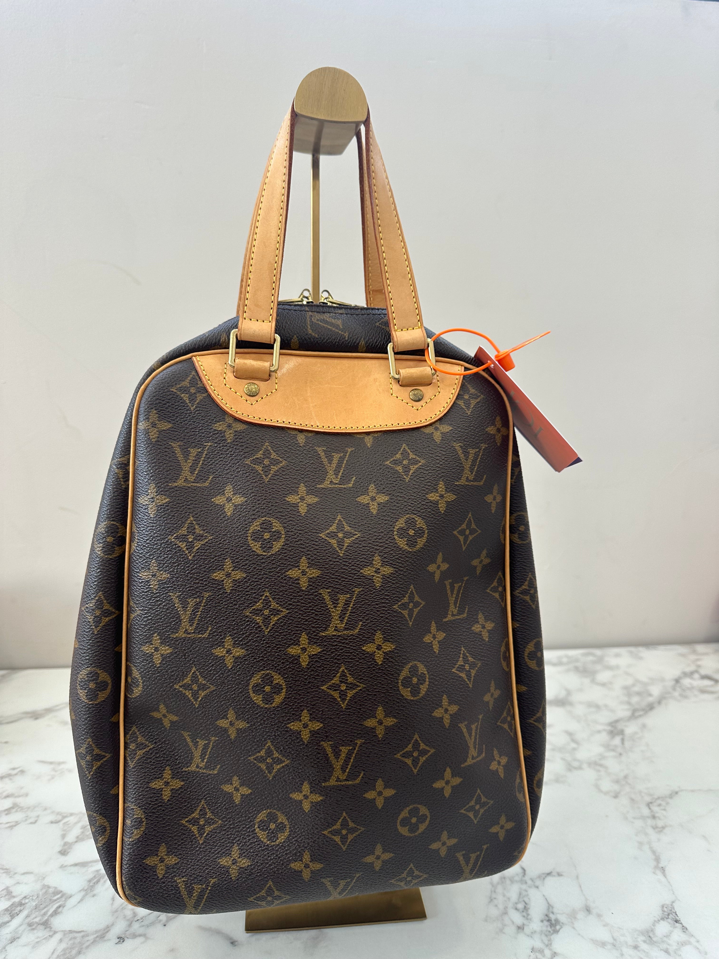 Louis Vuitton Excursion