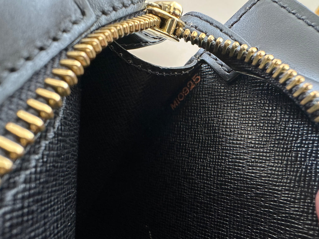 Louis Vuitton Angian Epi Black