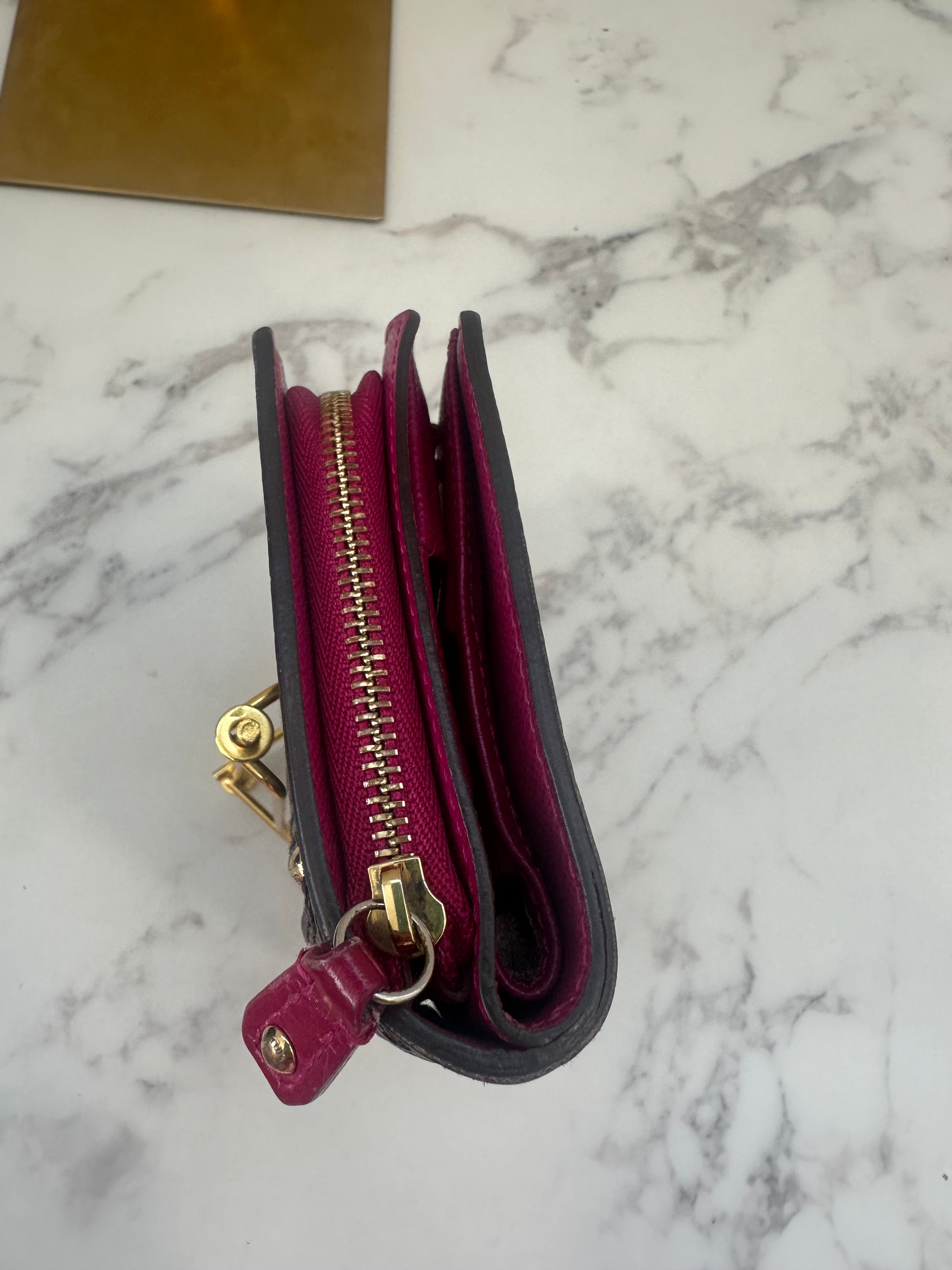 Louis Vuitton Conpact Zip Perfo