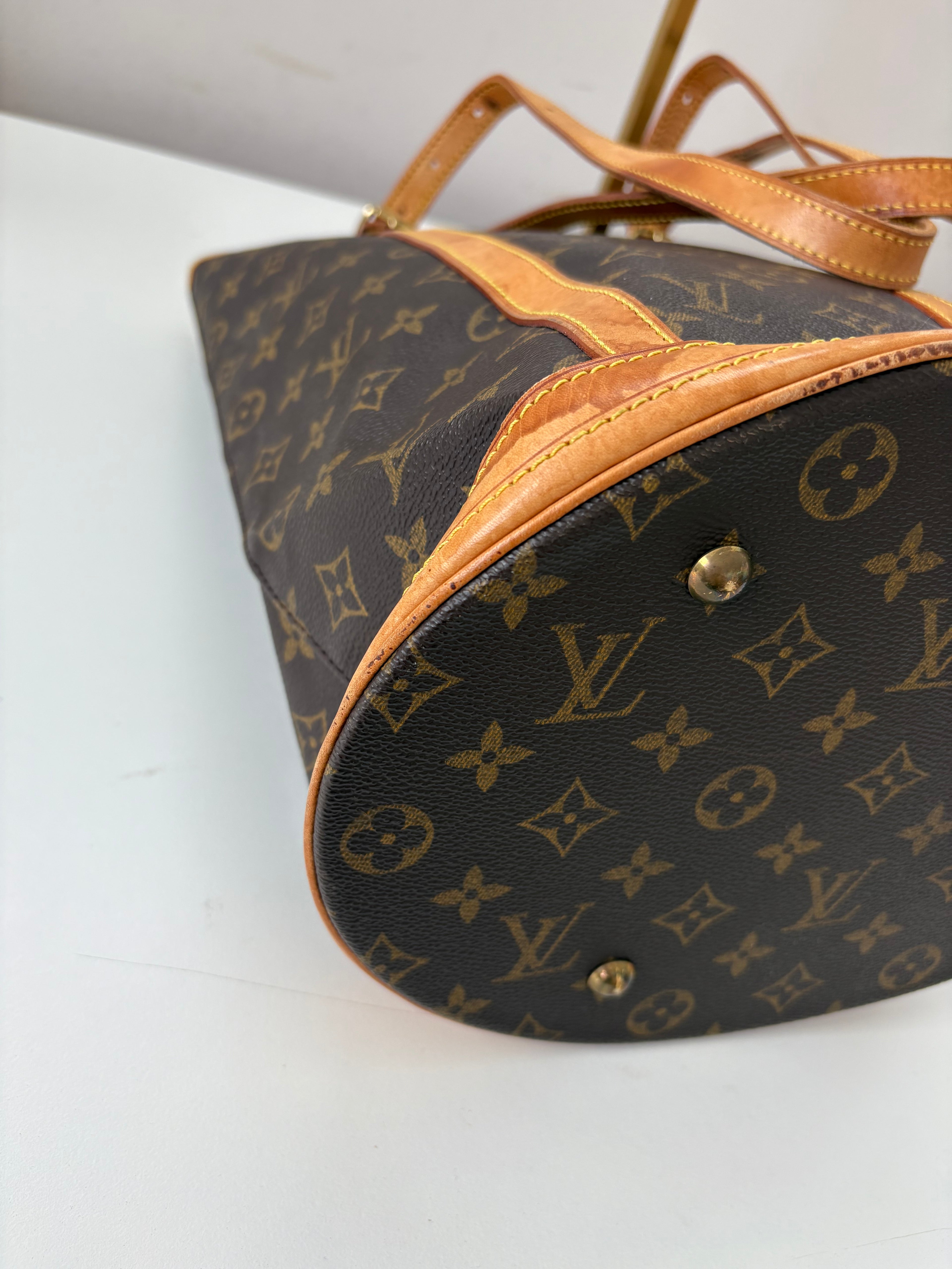 Louis Vuitton Bucket GM