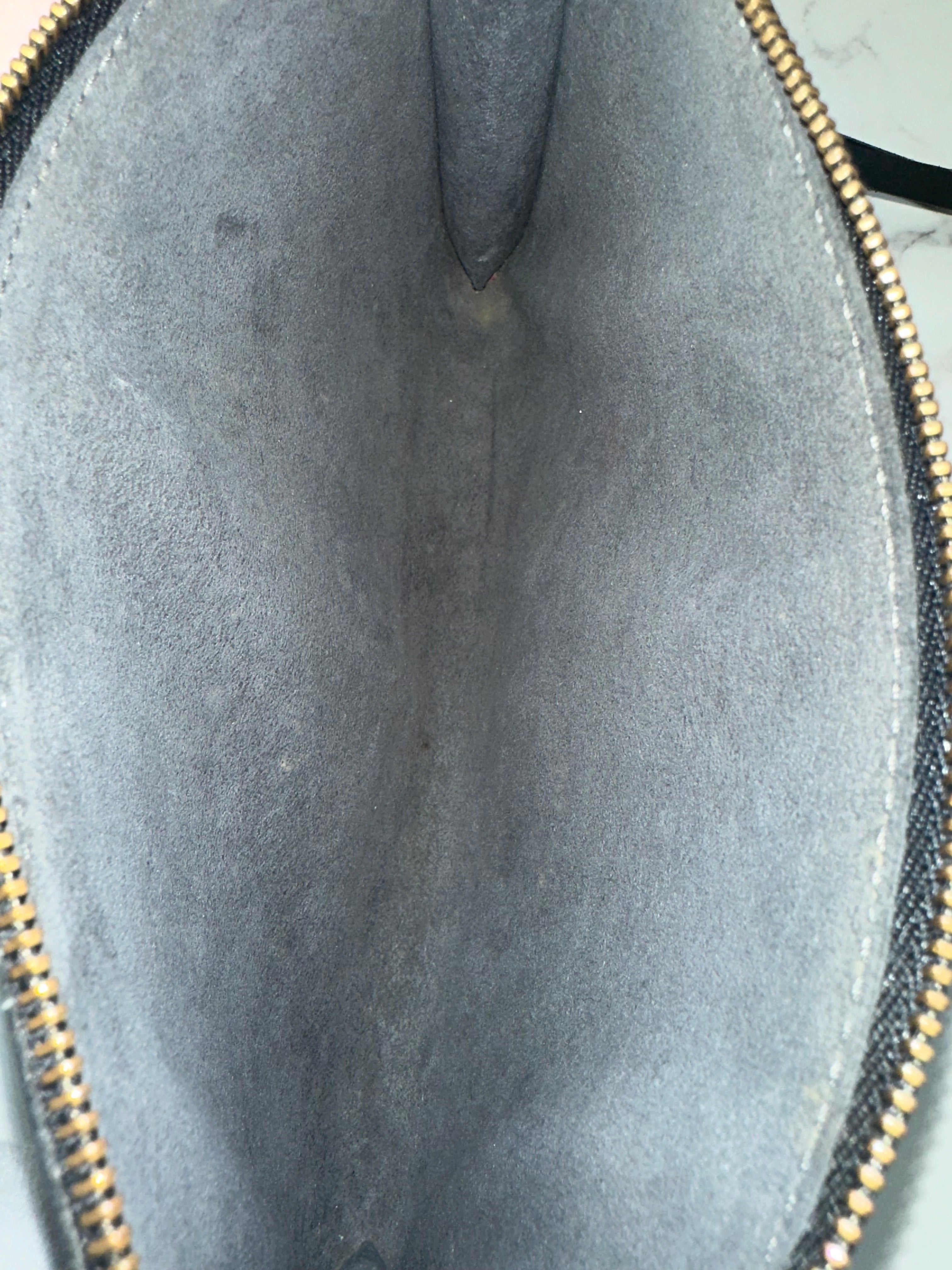 Louis Vuitton Epi Black Pochette