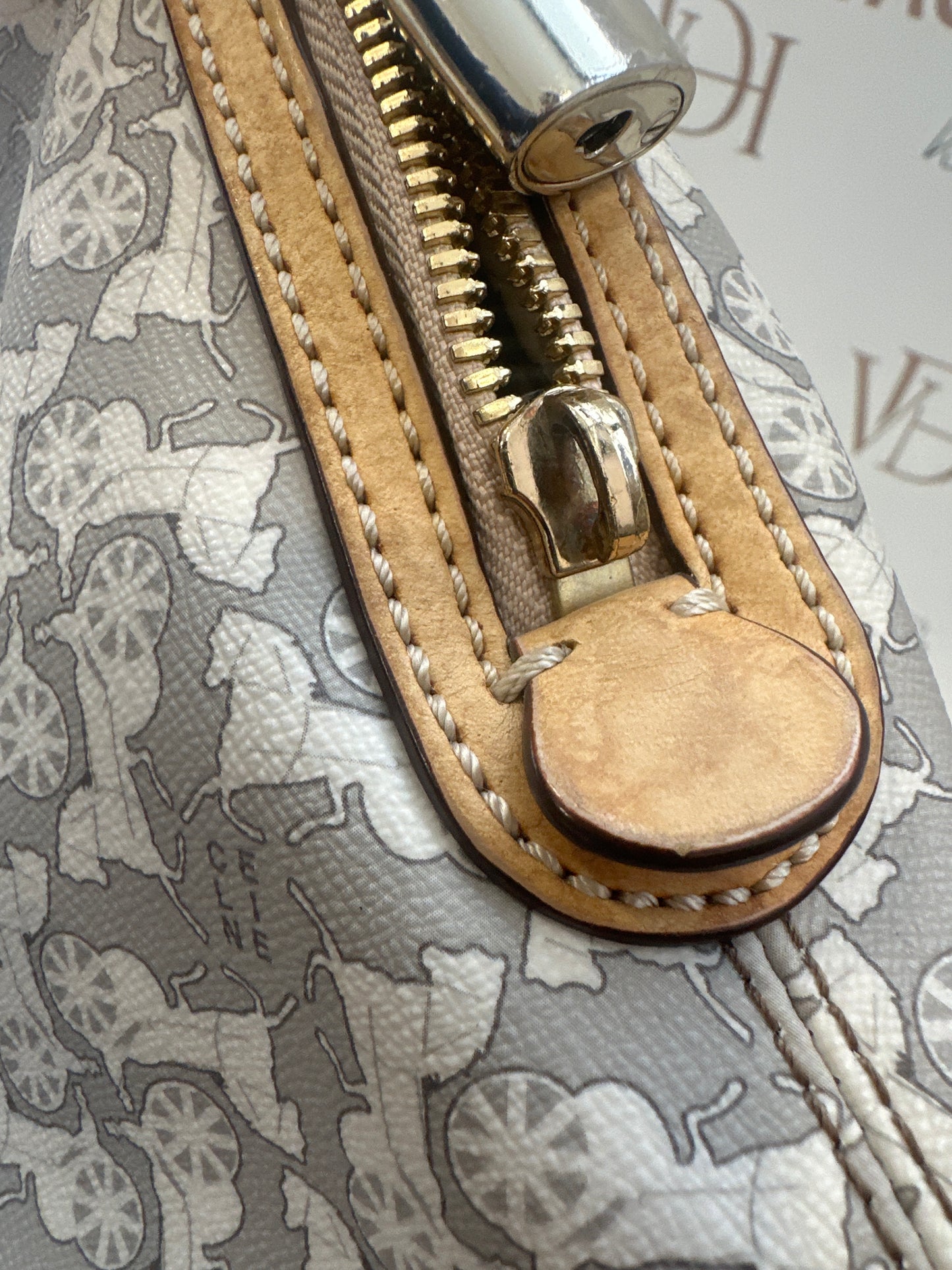 382309 - Celine