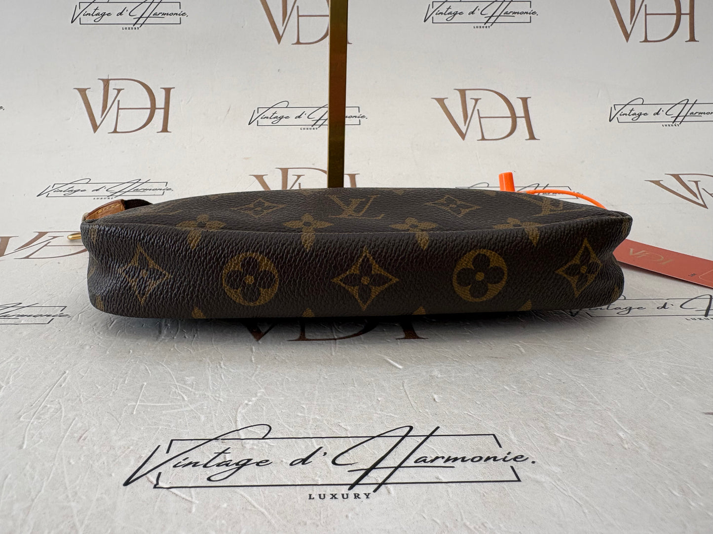 383156 - Louis Vuitton Pochette Accessoires