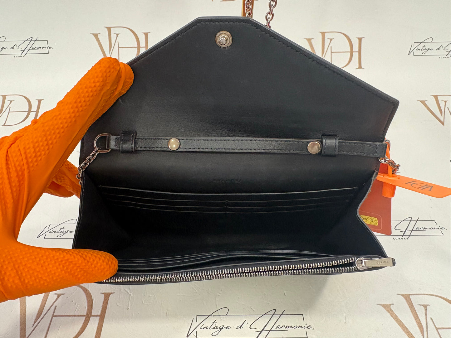 382915 - Céline Pochette