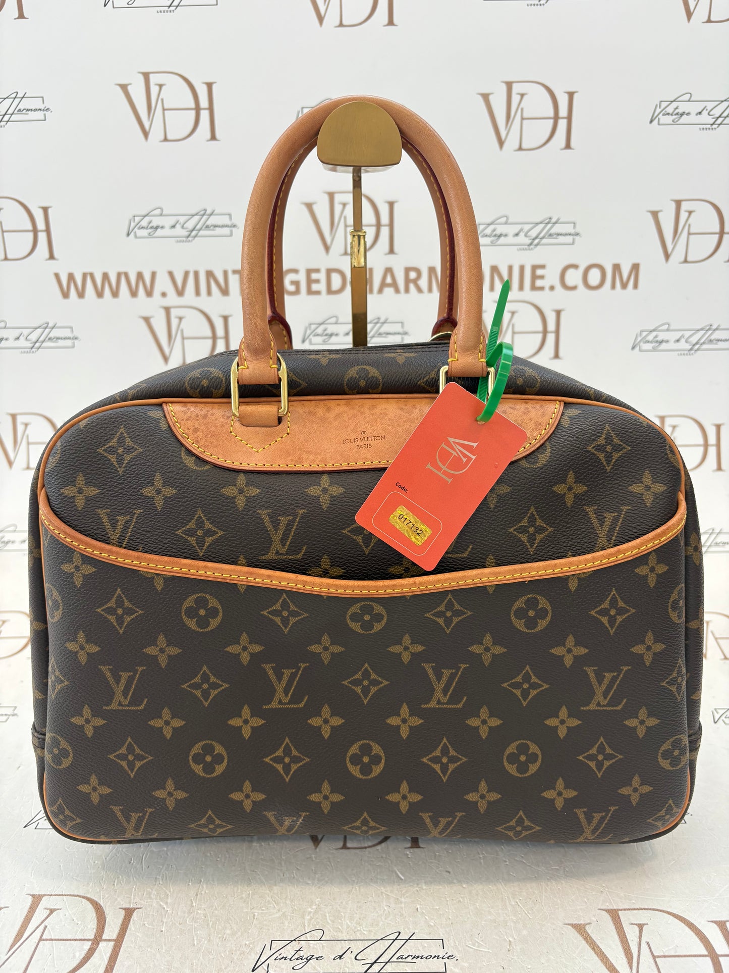 017132 - Louis Vuitton Deauville