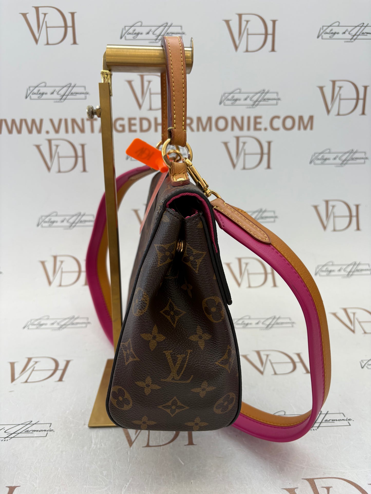 383491 - Louis Vuitton Cluny