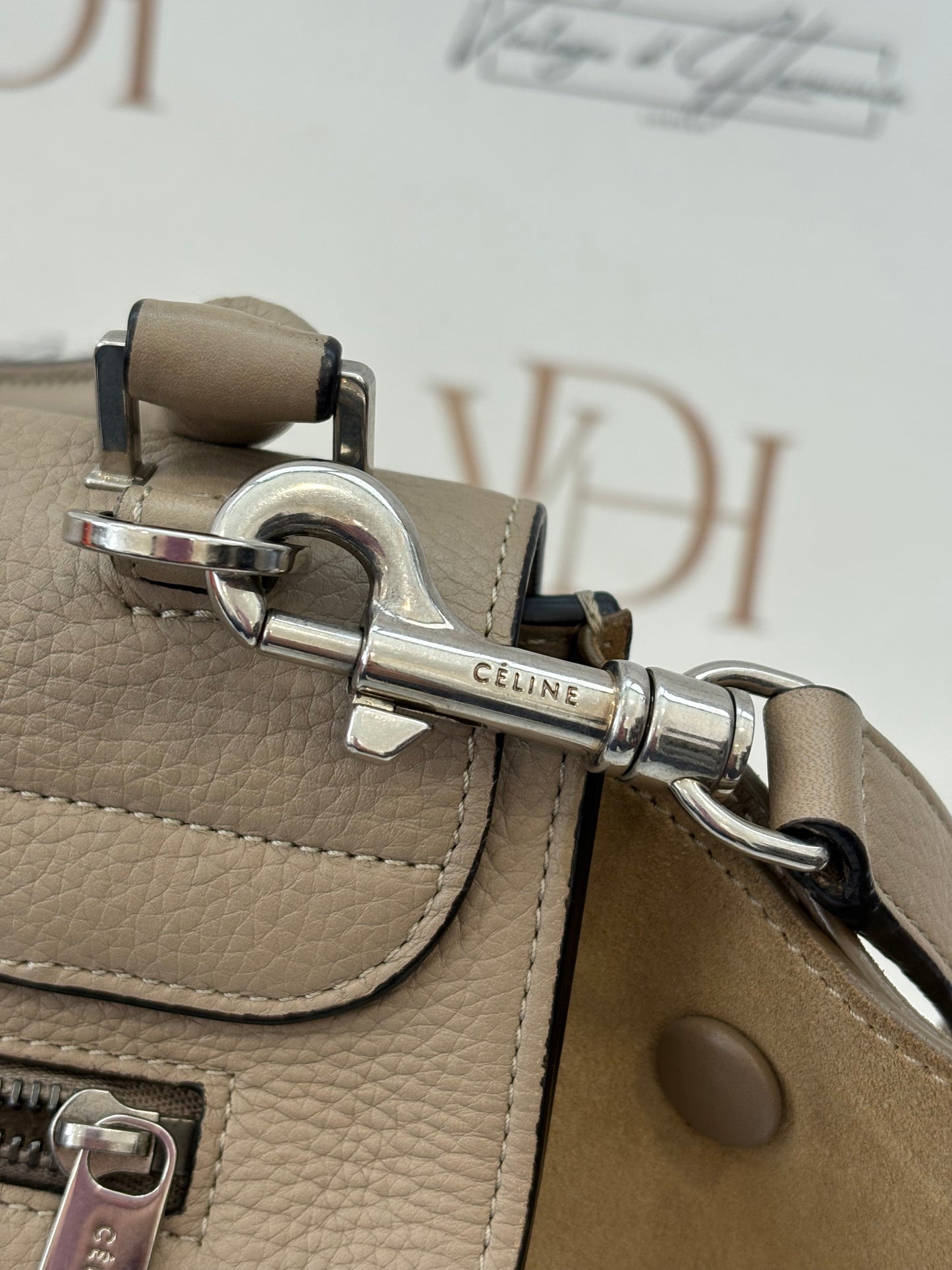384131 - Céline Trapeze