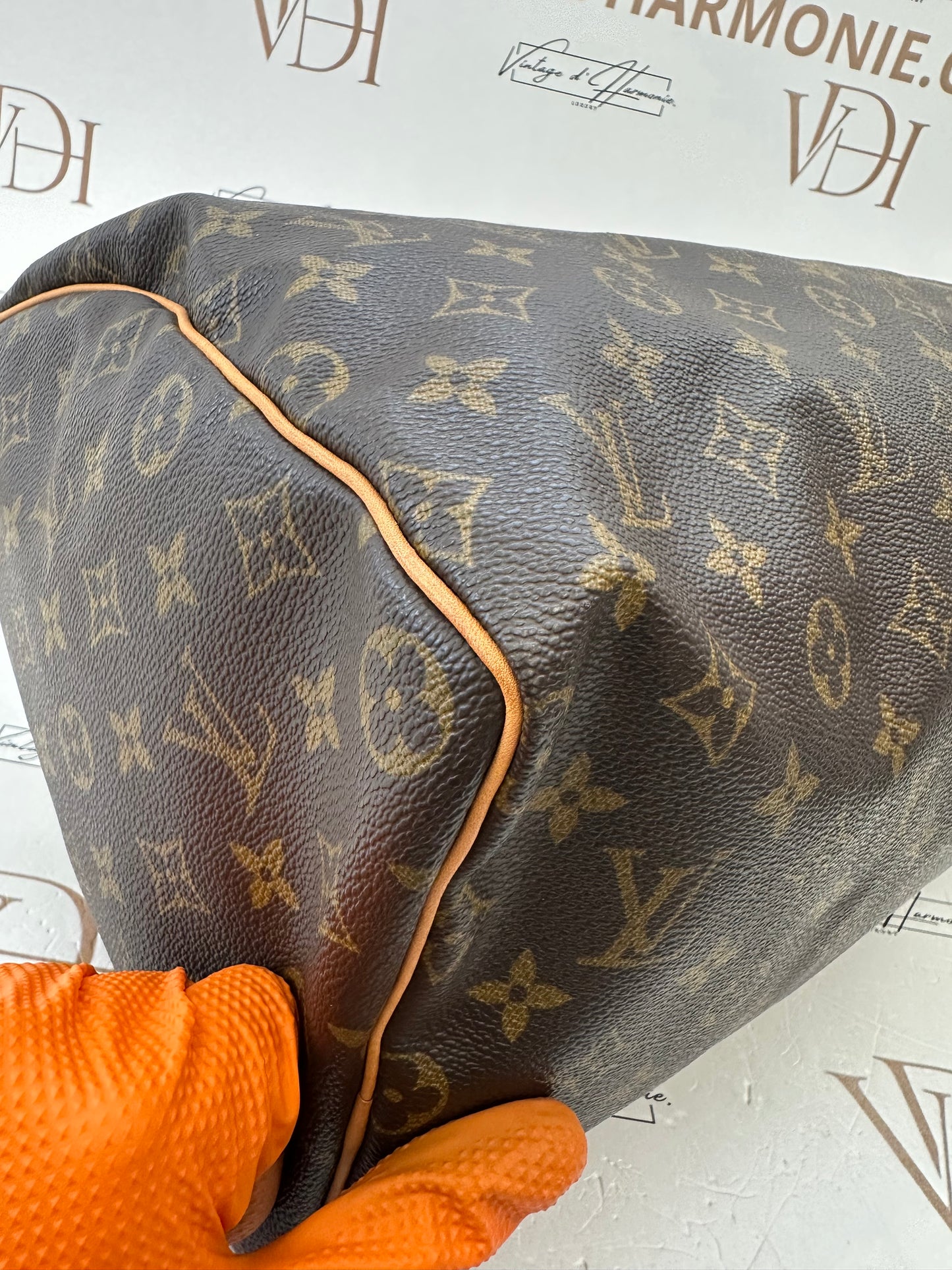 017682 - Louis Vuitton Speedy 40