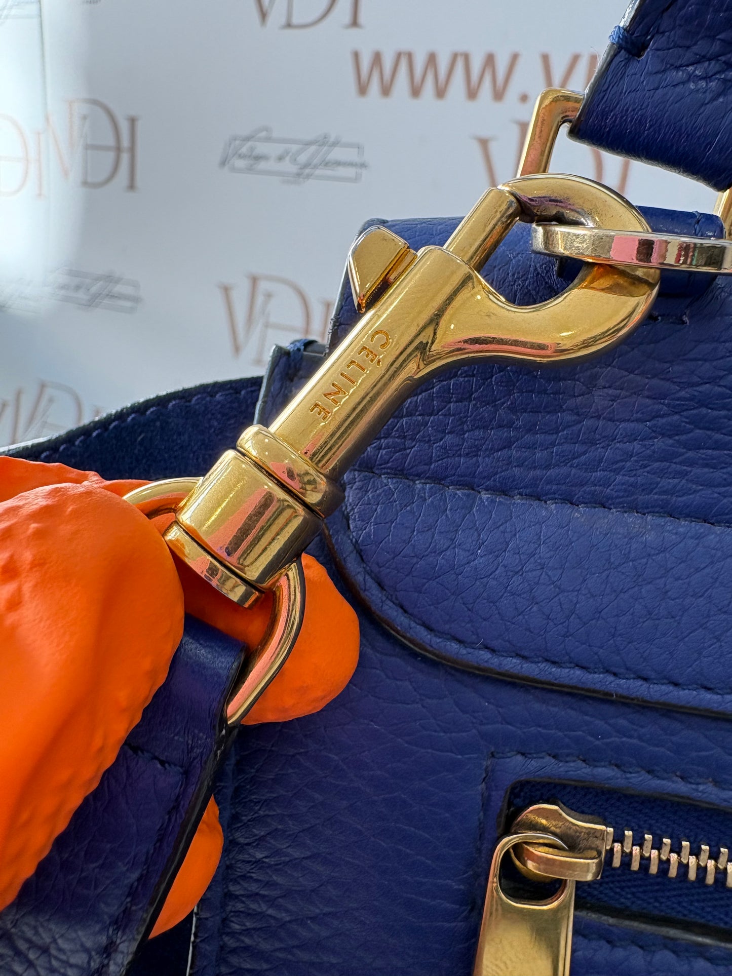 383242 - Céline Trapeze