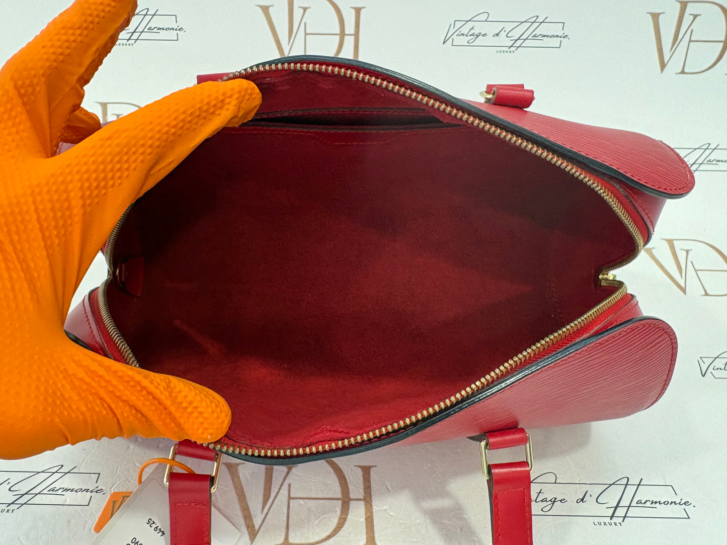 017700 - Louis Vuitton Red Epi Soufflot