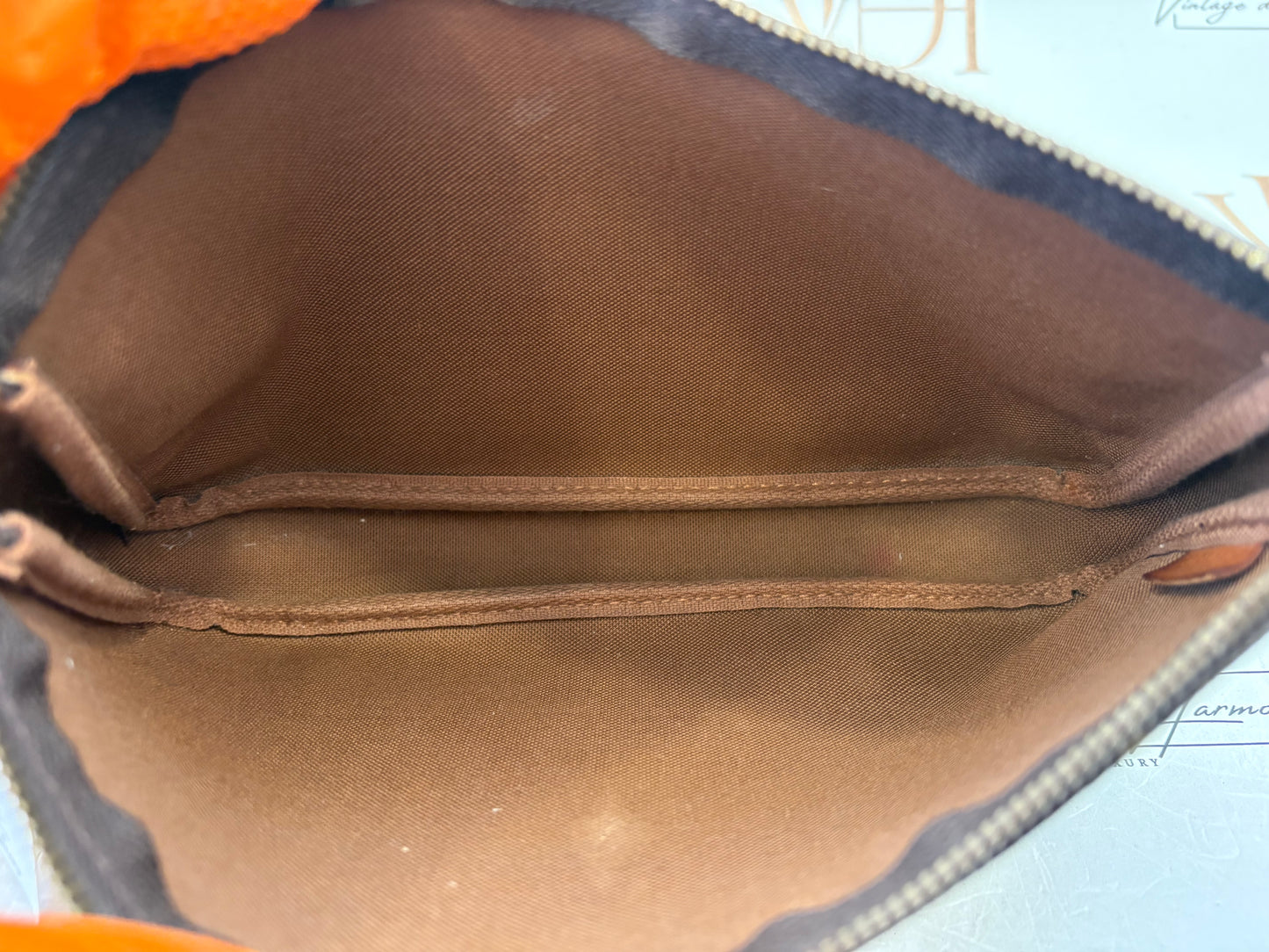 019011 - Louis Vuitton Pochette Accessoires