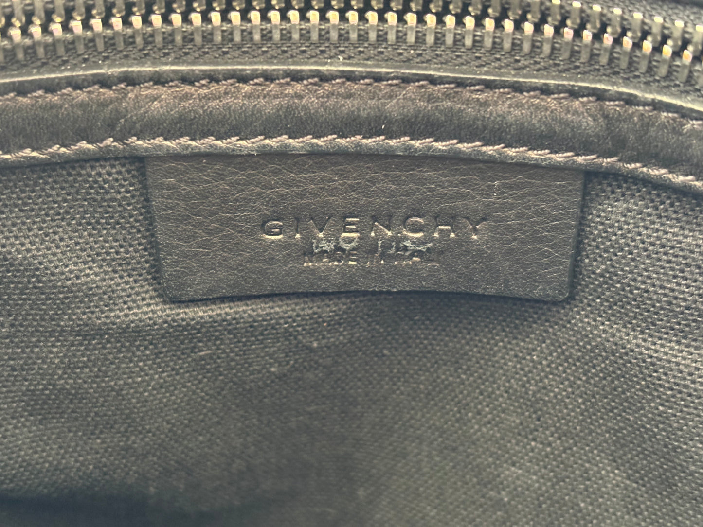 201276 - Givenchy Pandora