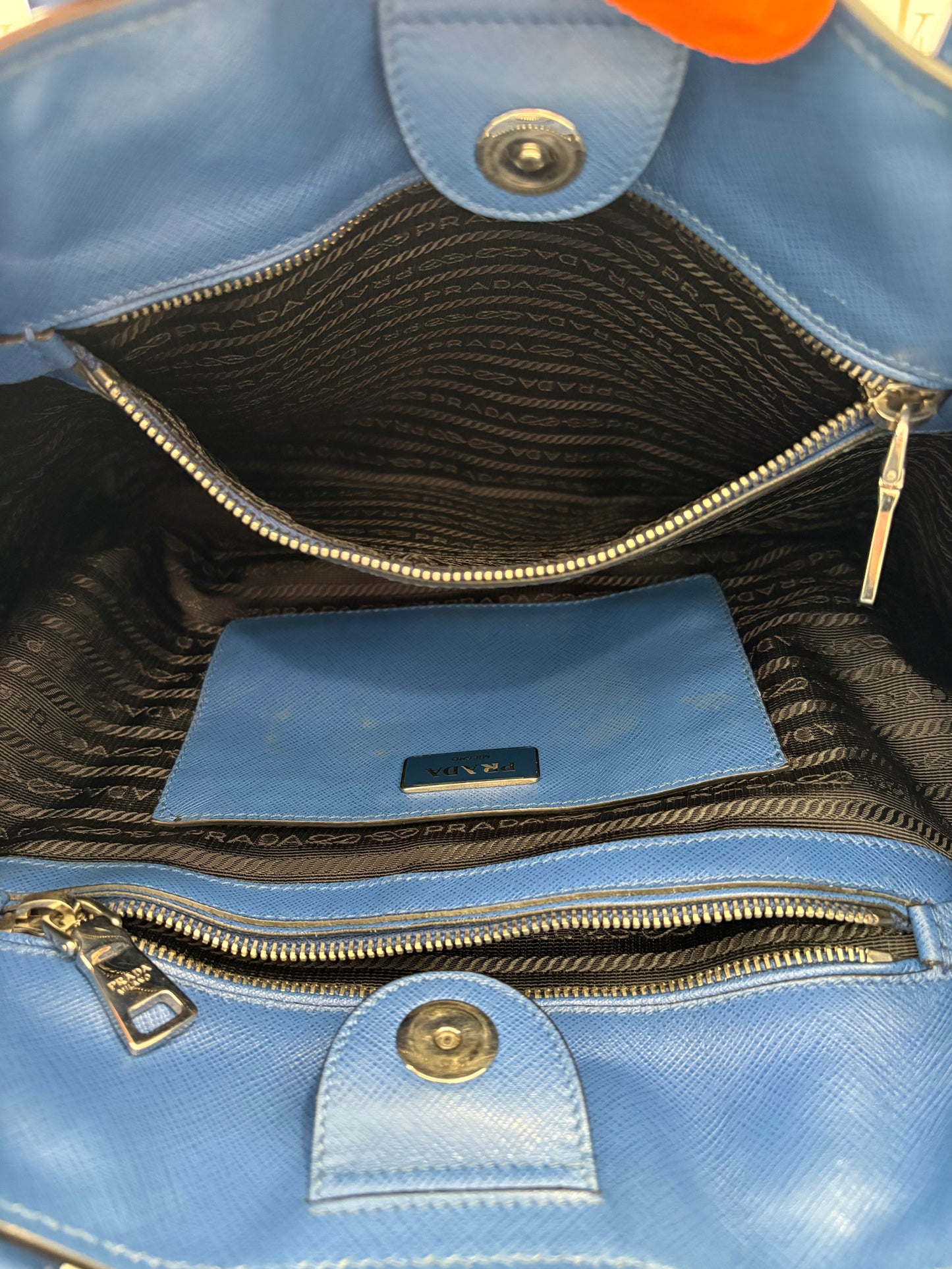 383519 - Prada Blu