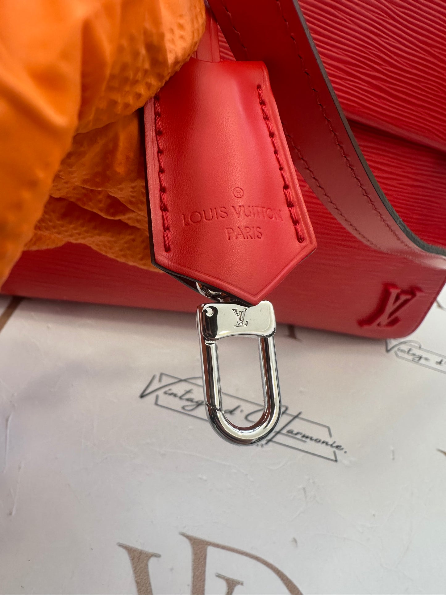 382649 - Louis Vuitton Cluny