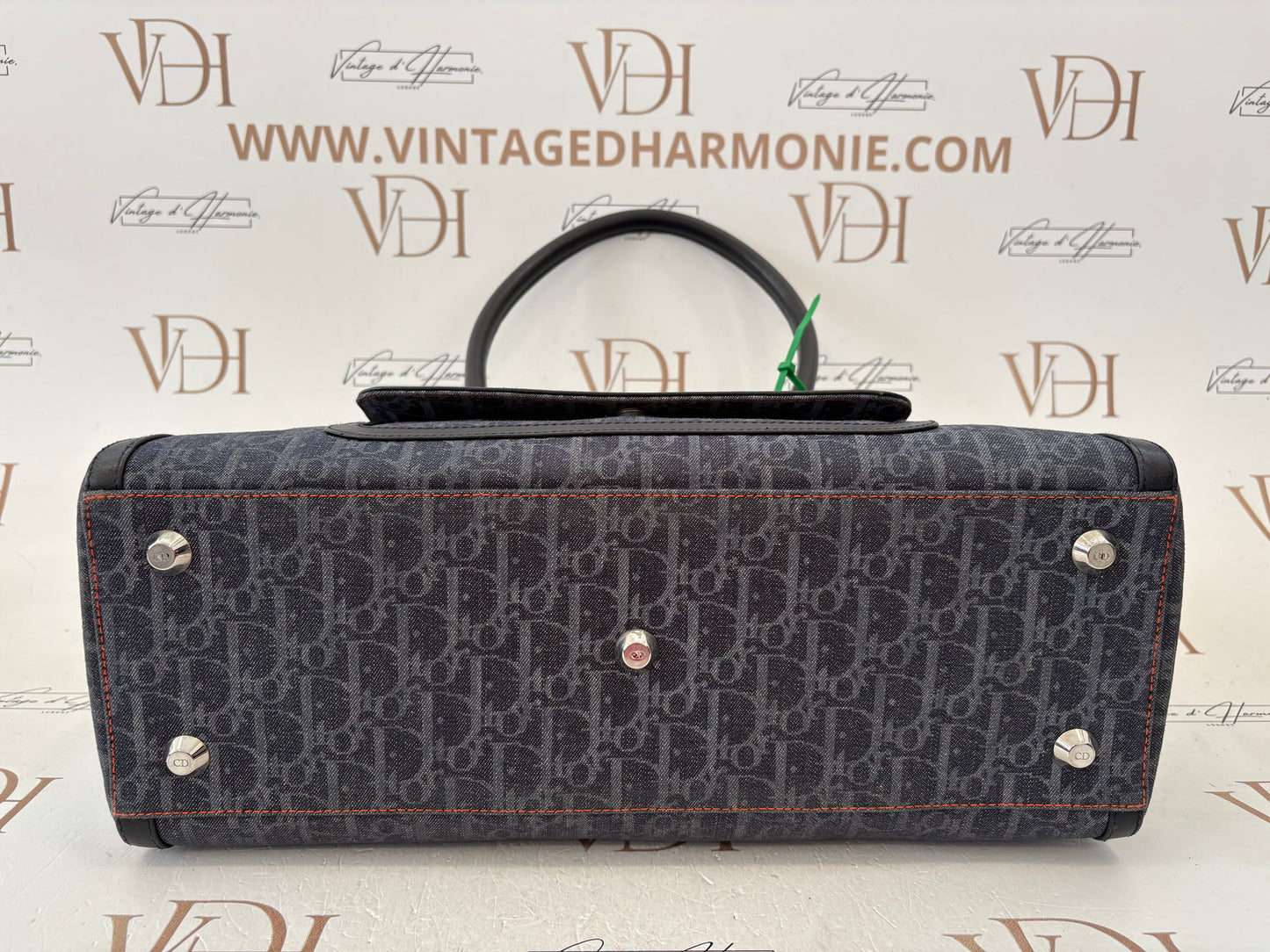 017086 - Christian Dior Navy Trotter