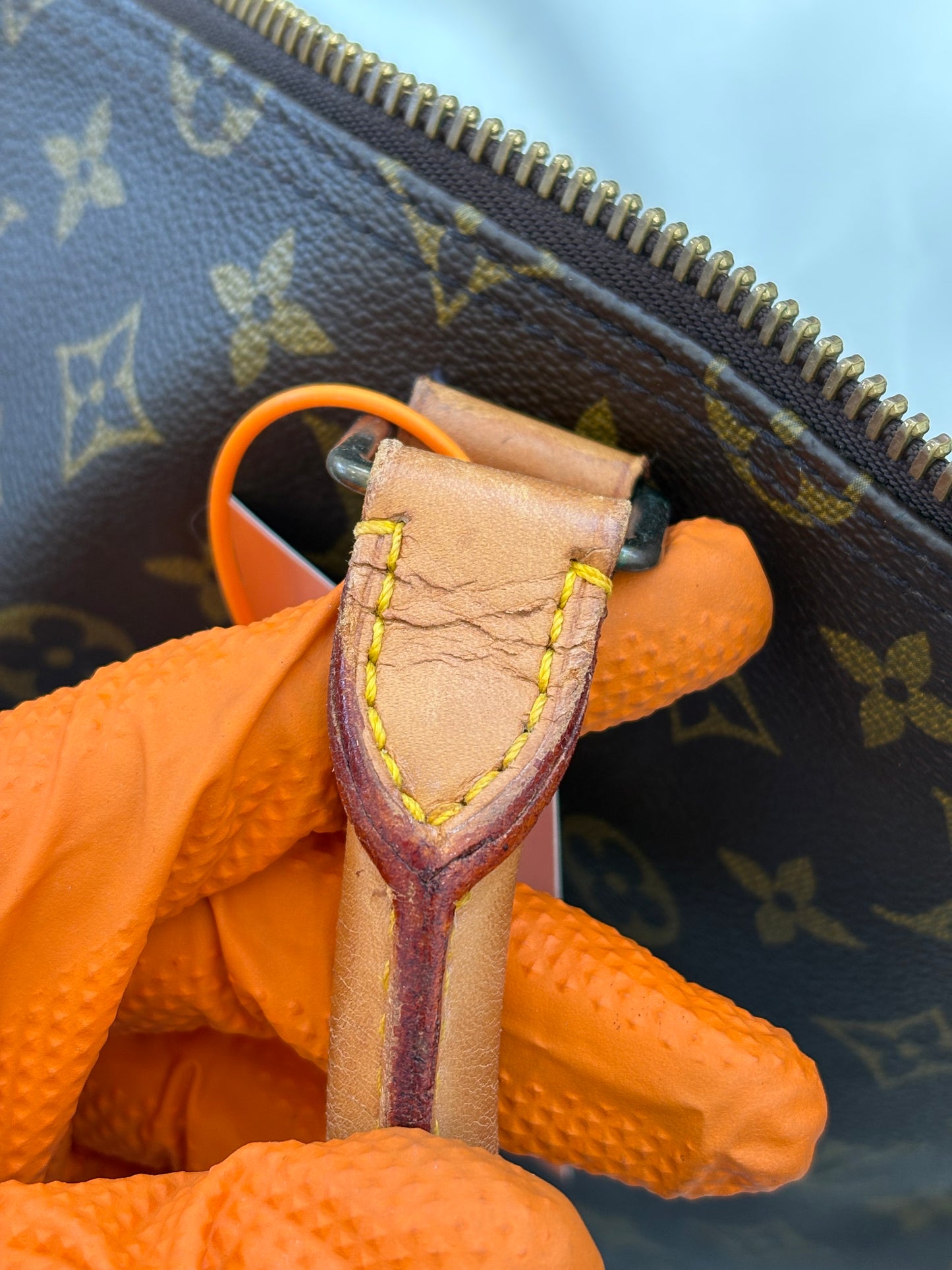 018864 - Louis Vuitton Keepall 55