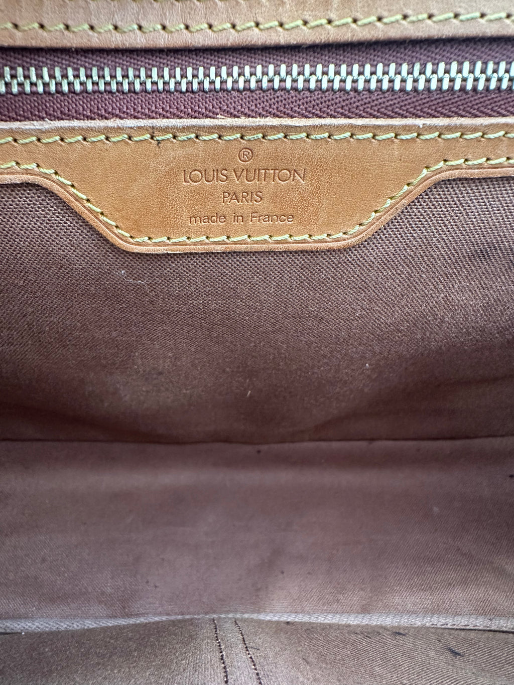 Louis Vuitton Gibeciere GM