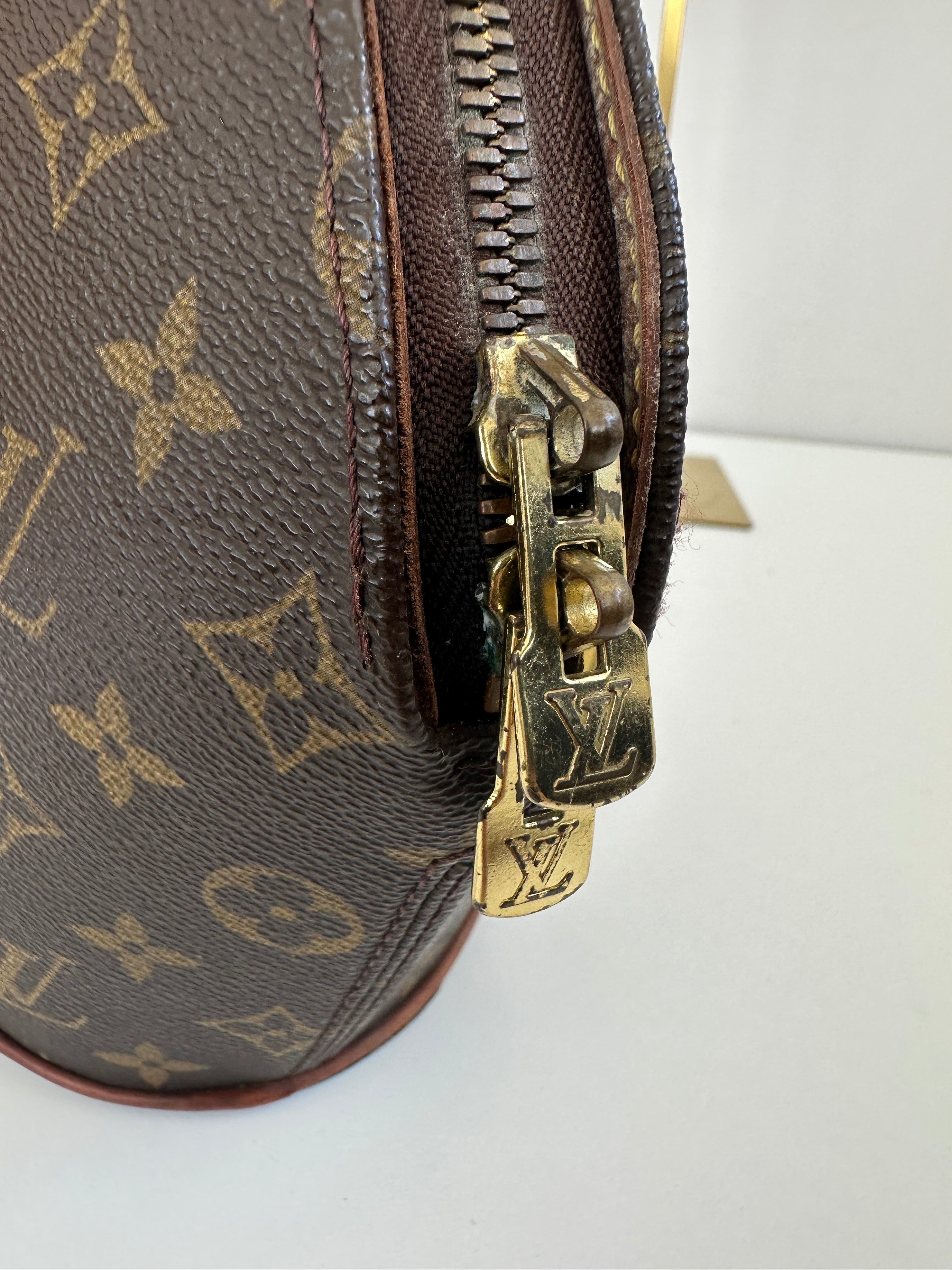 Louis Vuitton Ellipse PM