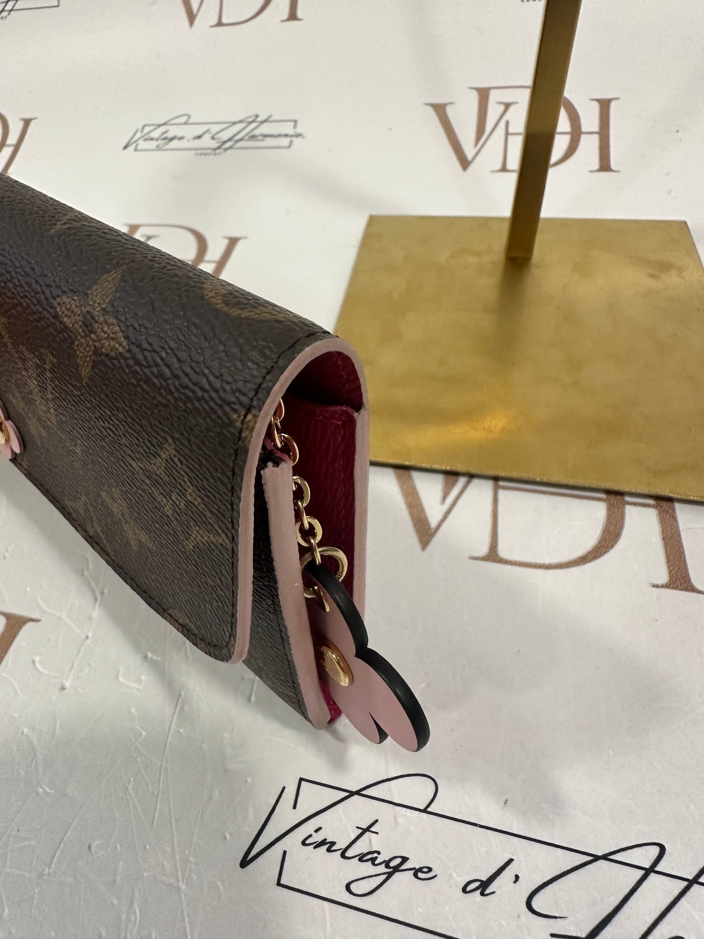 382538 - Louis Vuitton Emilie