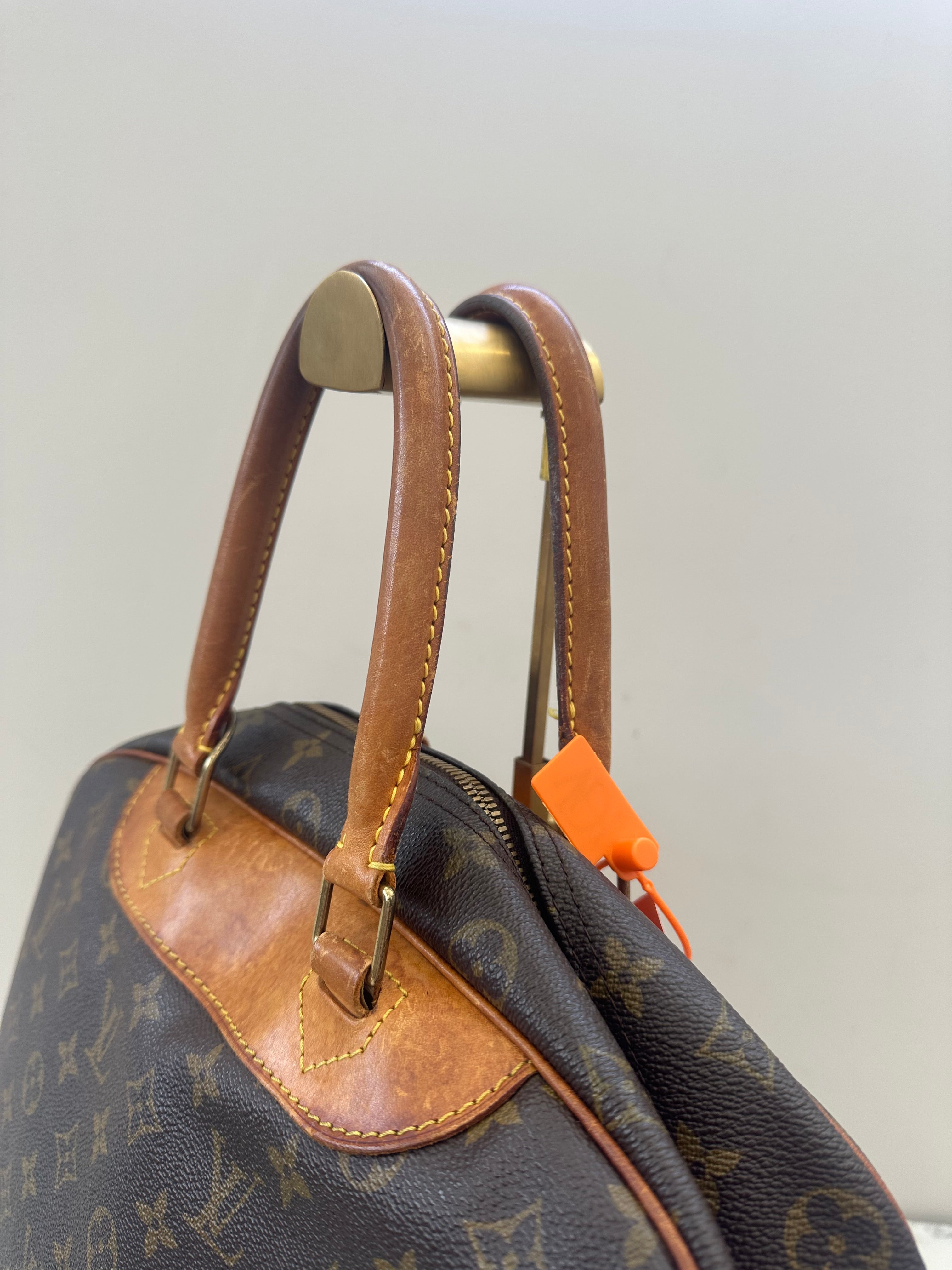 Louis Vuitton Deauville