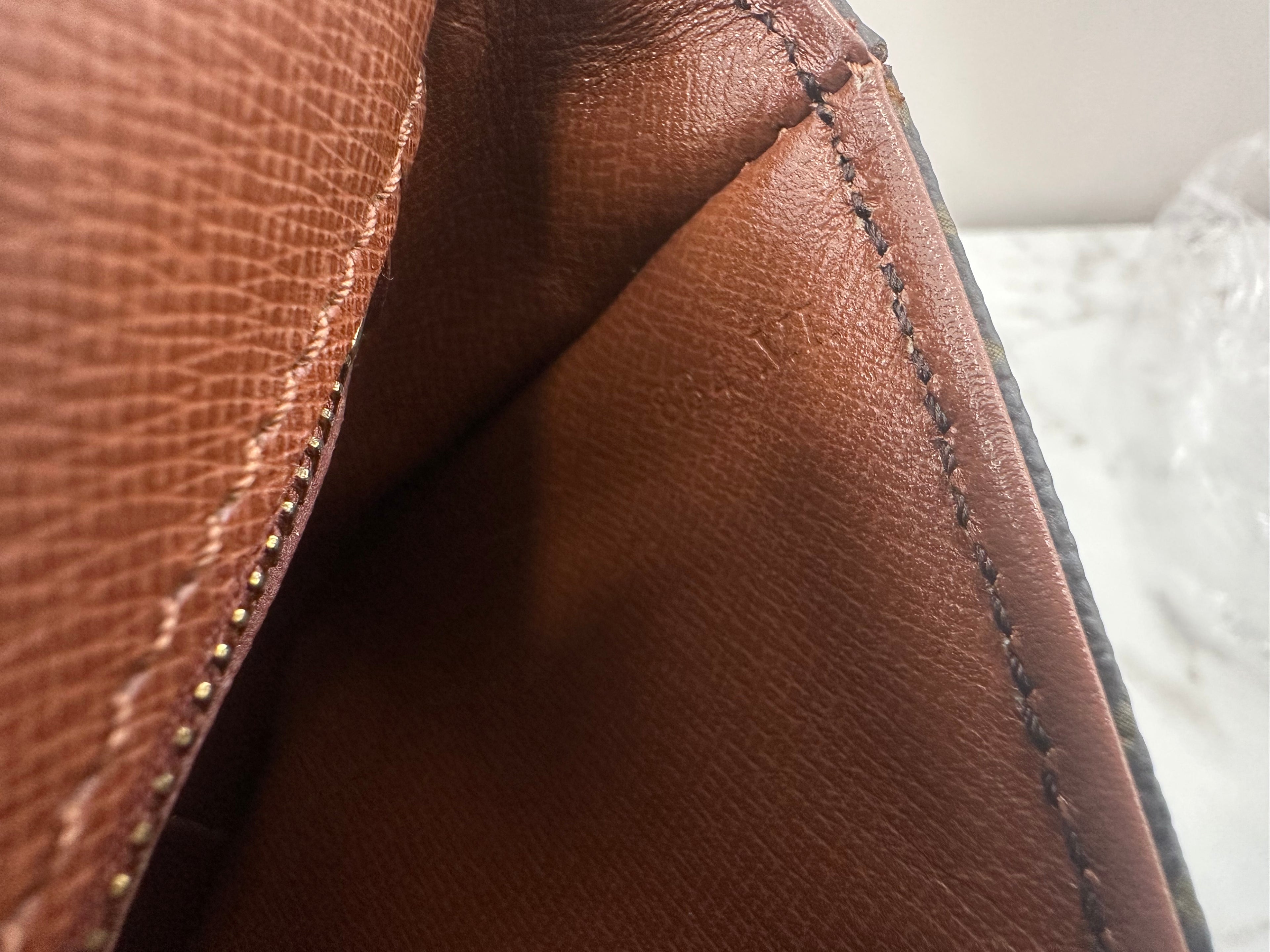 Louis Vuitton Chantilly PM