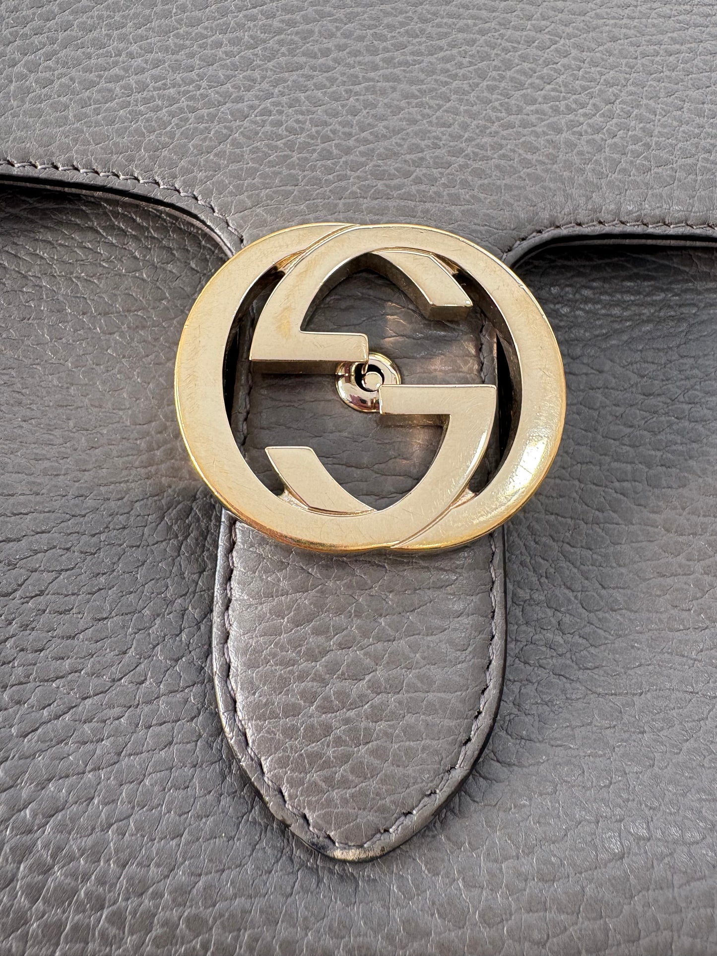 382567 - Gucci Interlocking