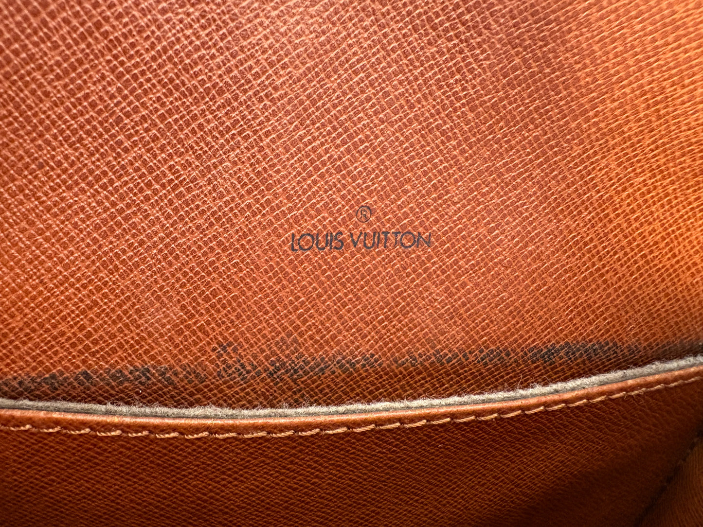 018920 - Louis Vuitton Saint Cloud PM