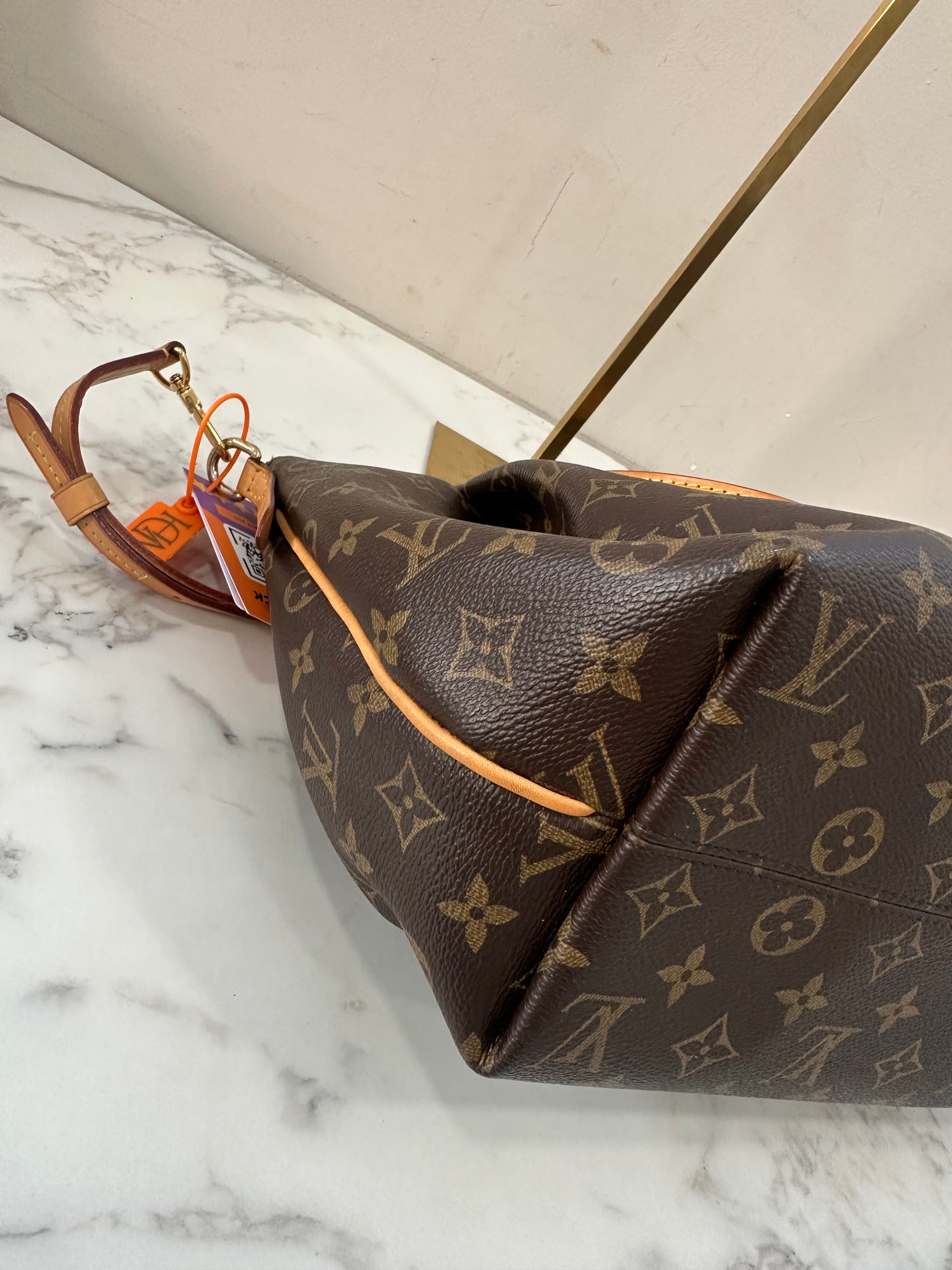 Louis Vuitton Turenne