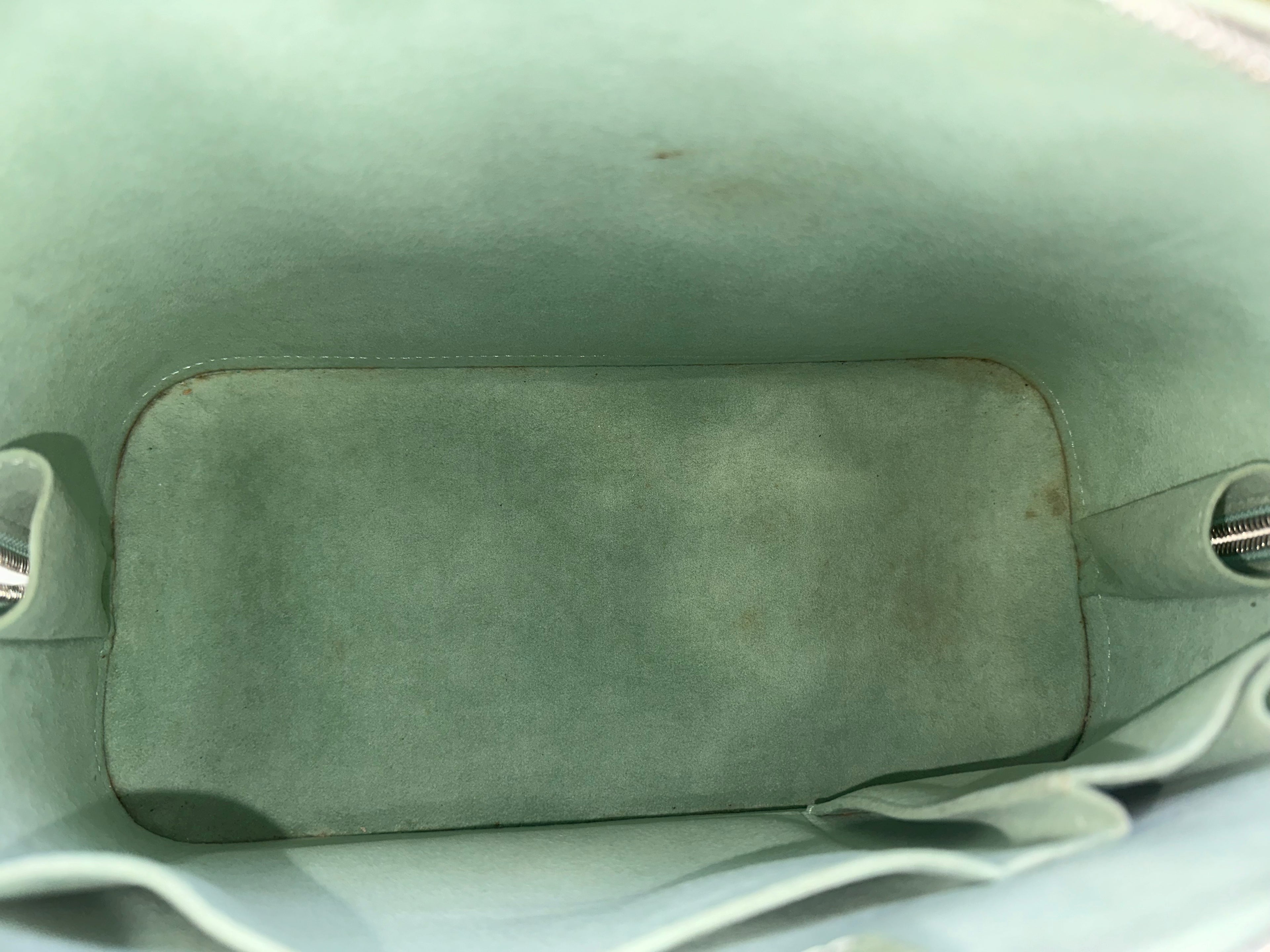 Louis Vuitton Alma Epi Green Vernis