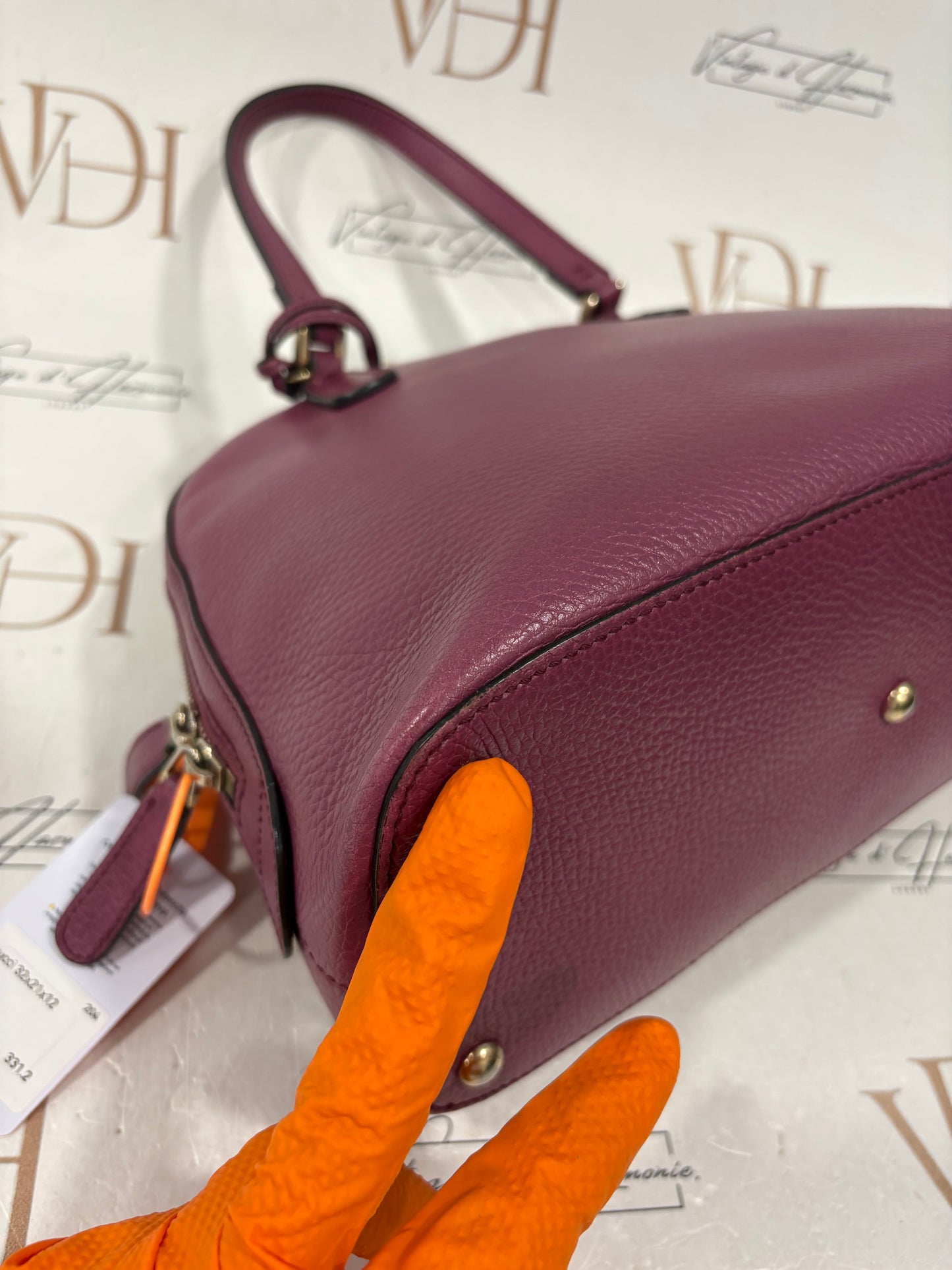 383940 - Gucci Purple