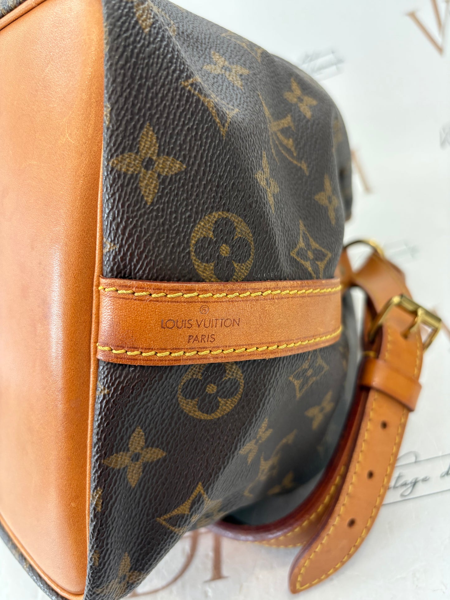 018246 - Louis Vuitton Petite Noé